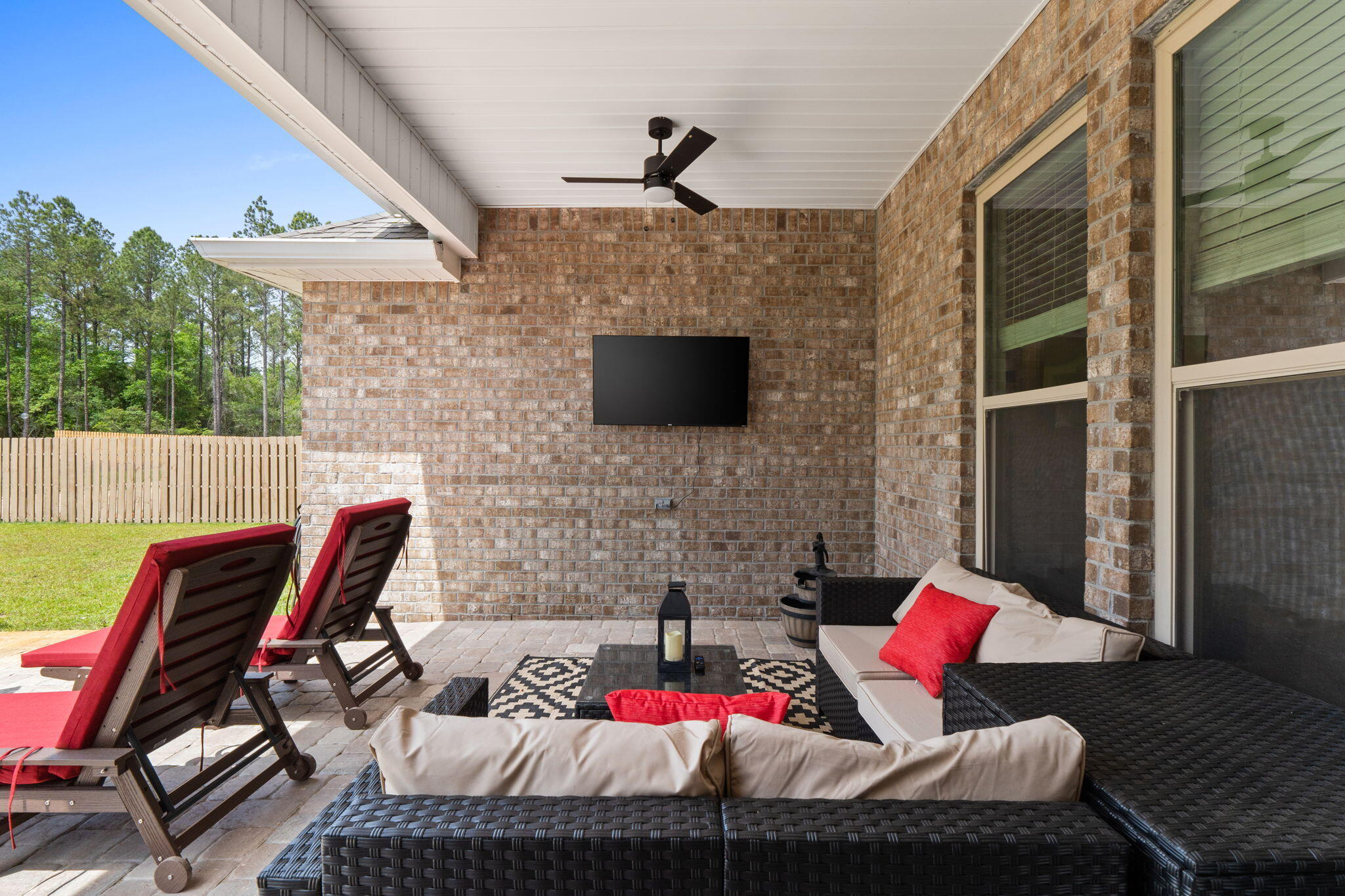 HAMMOCK BAY - LANTERNS - Residential