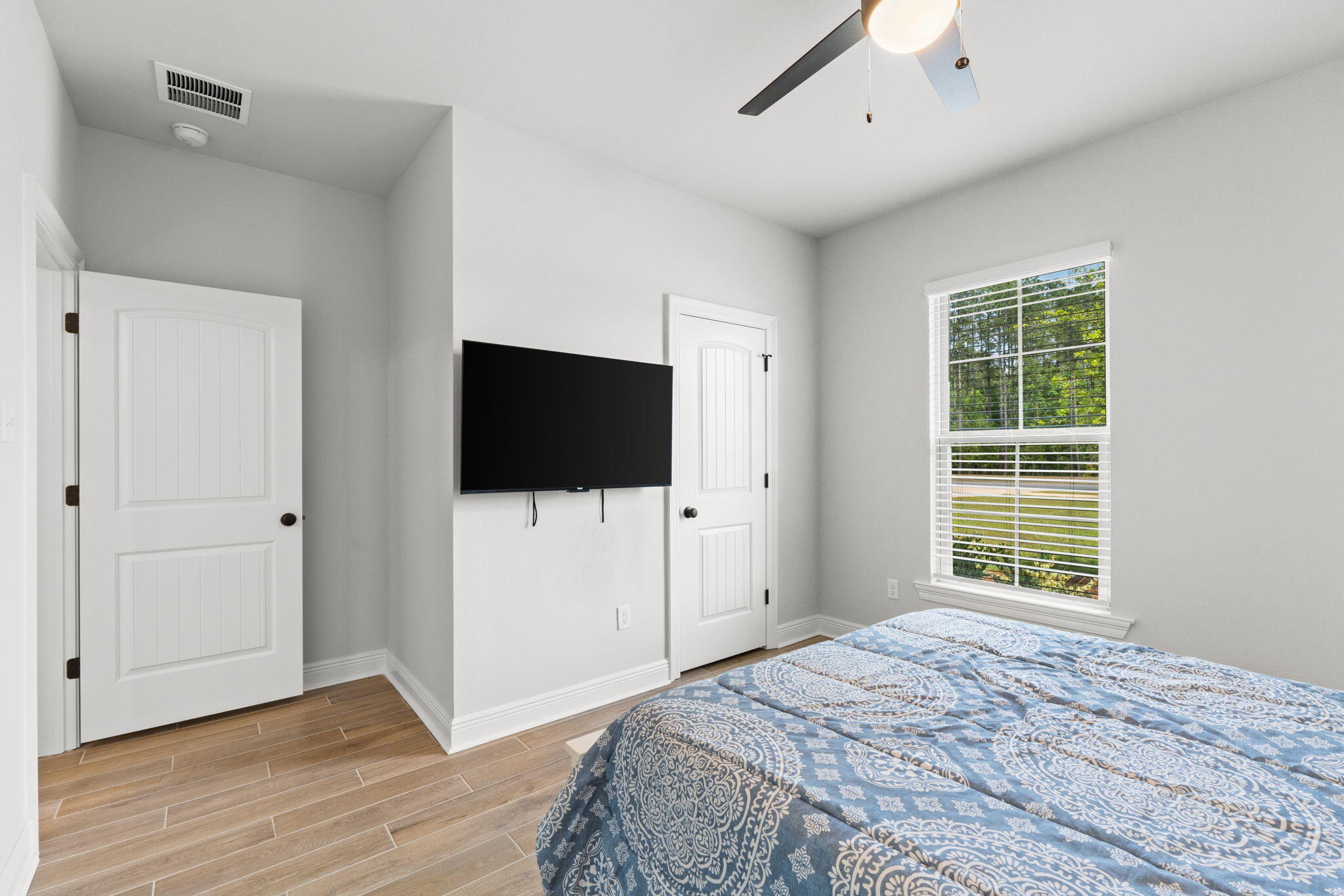 HAMMOCK BAY - LANTERNS - Residential