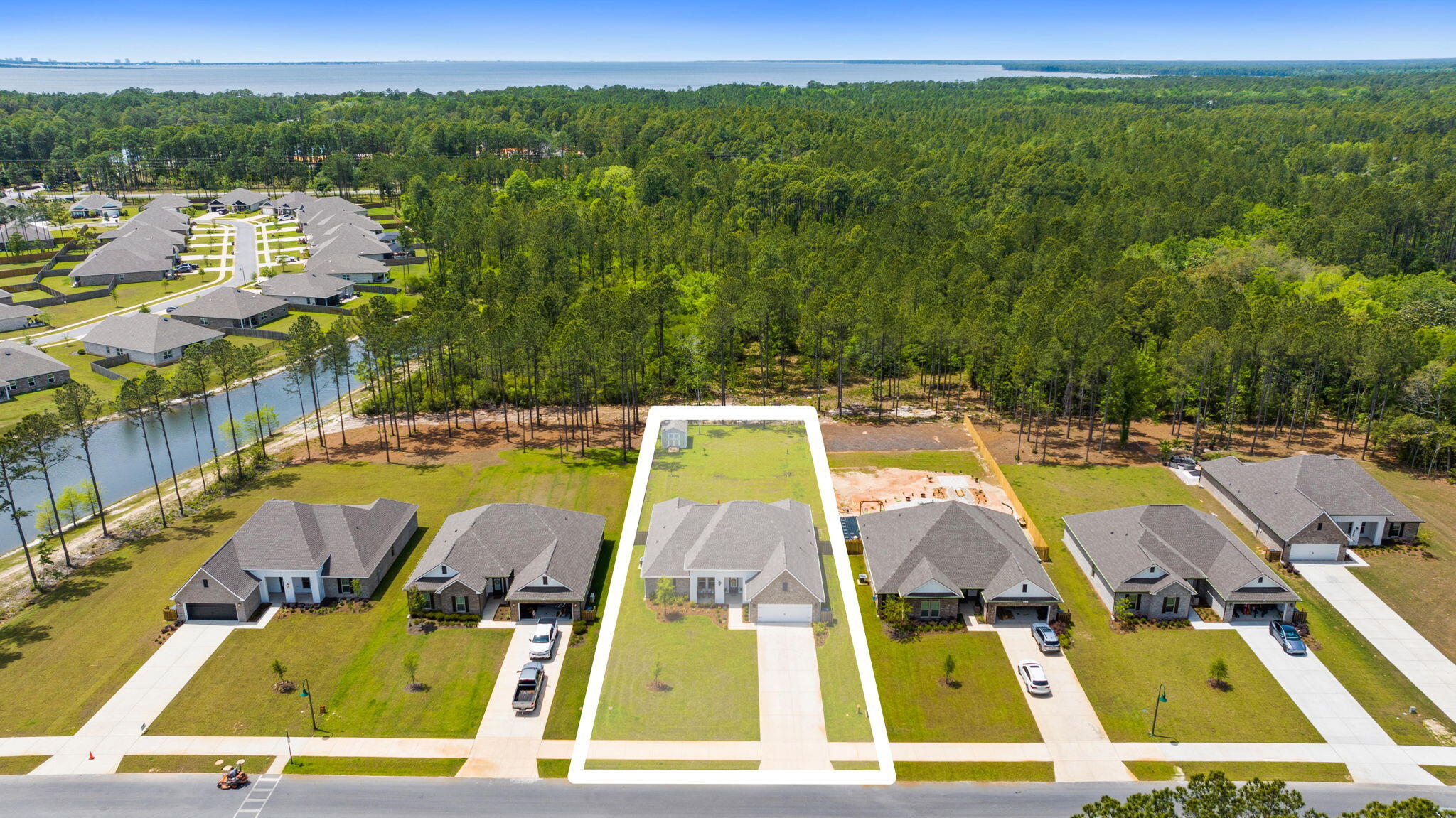 HAMMOCK BAY - LANTERNS - Residential