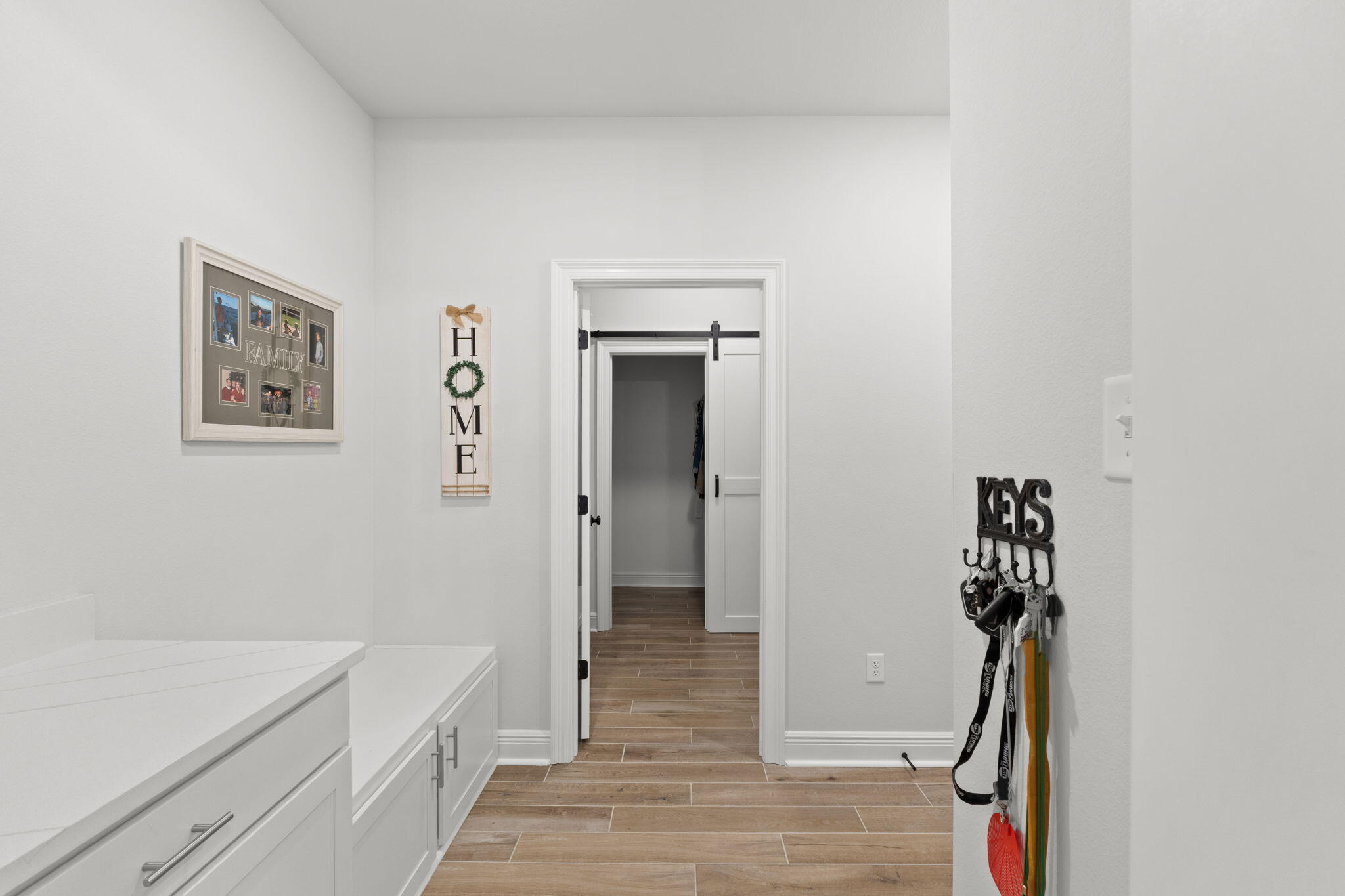 HAMMOCK BAY - LANTERNS - Residential