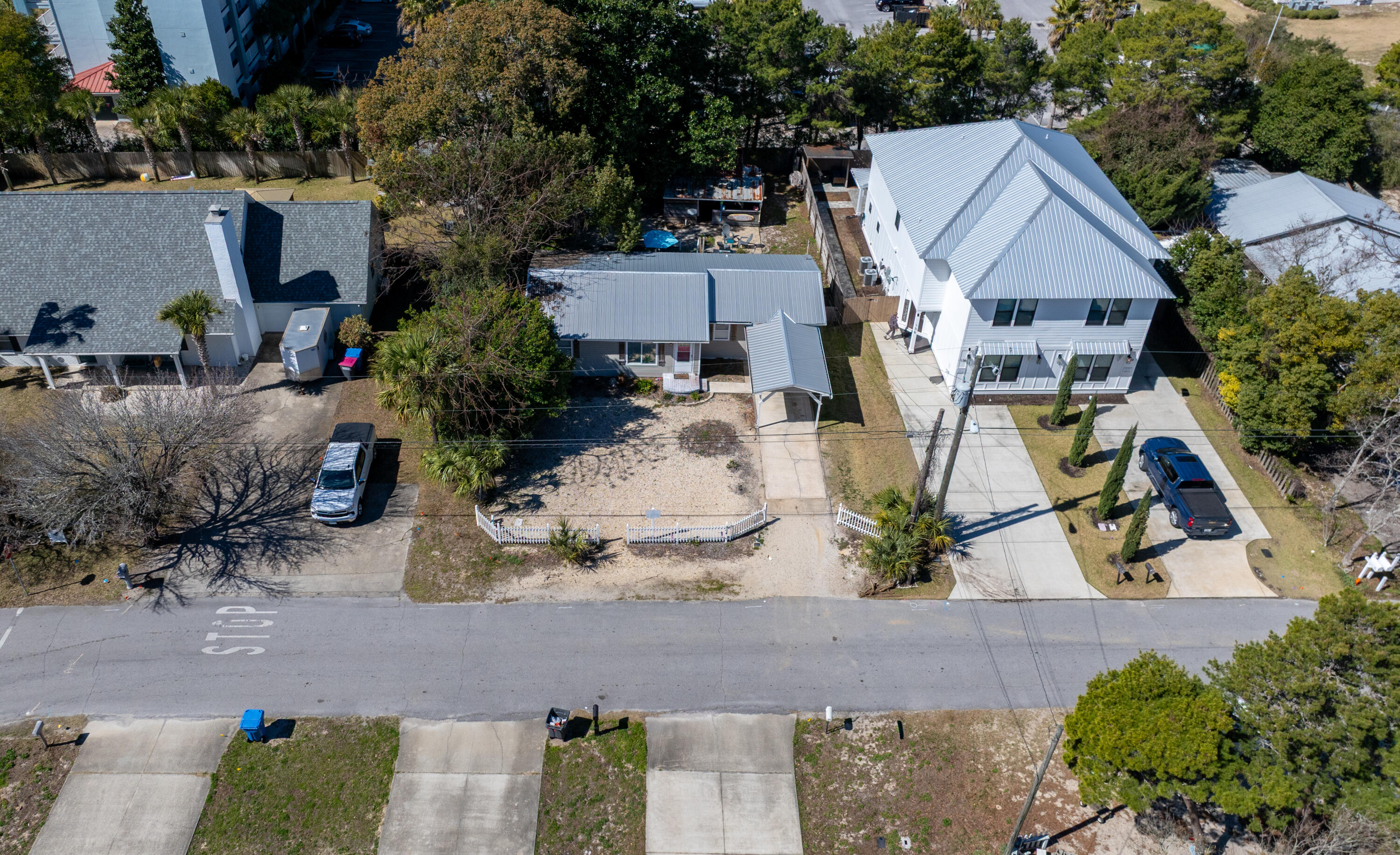 EL CENTRO BEACH - Residential