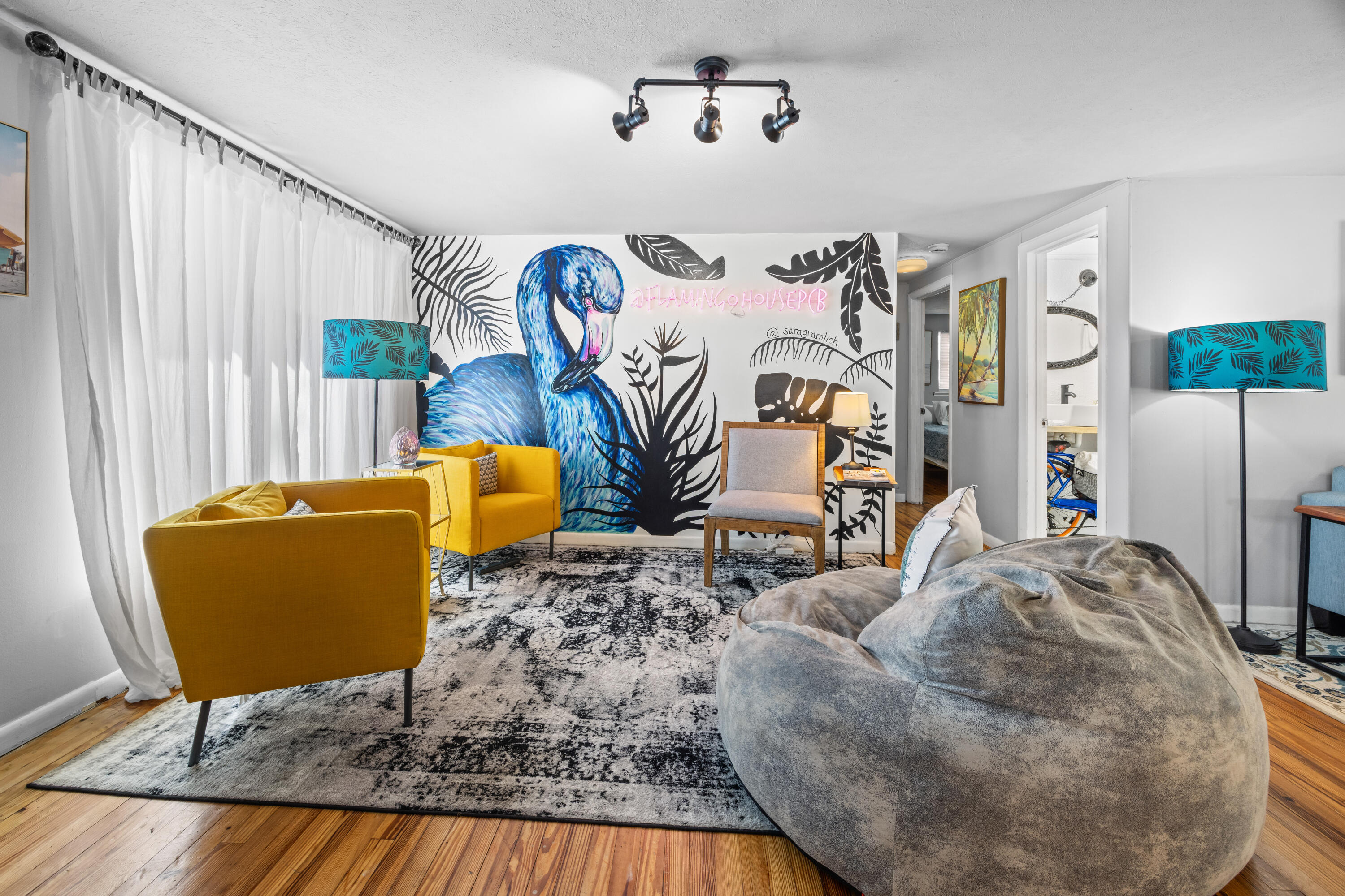 EL CENTRO BEACH - Residential