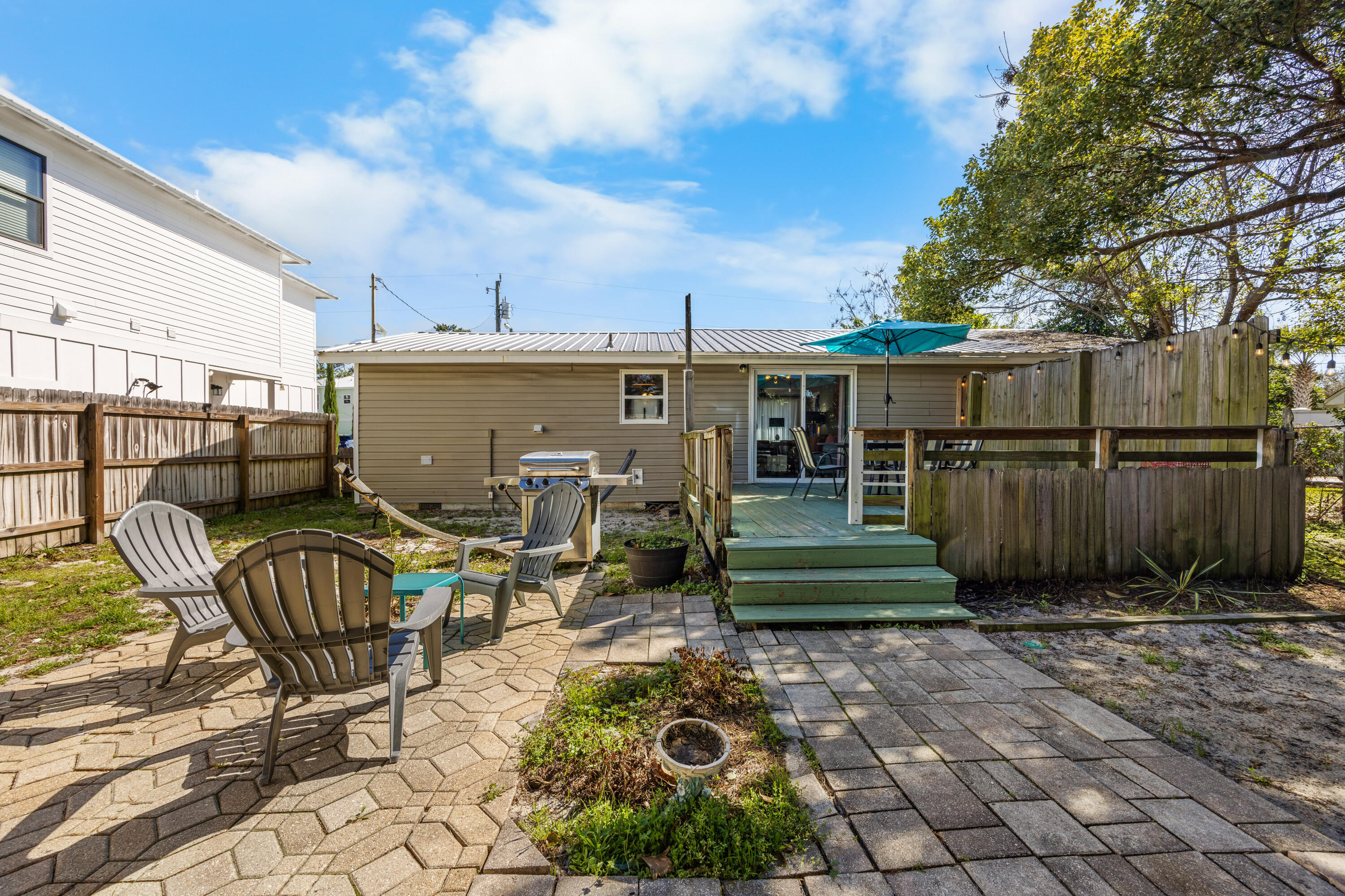 EL CENTRO BEACH - Residential