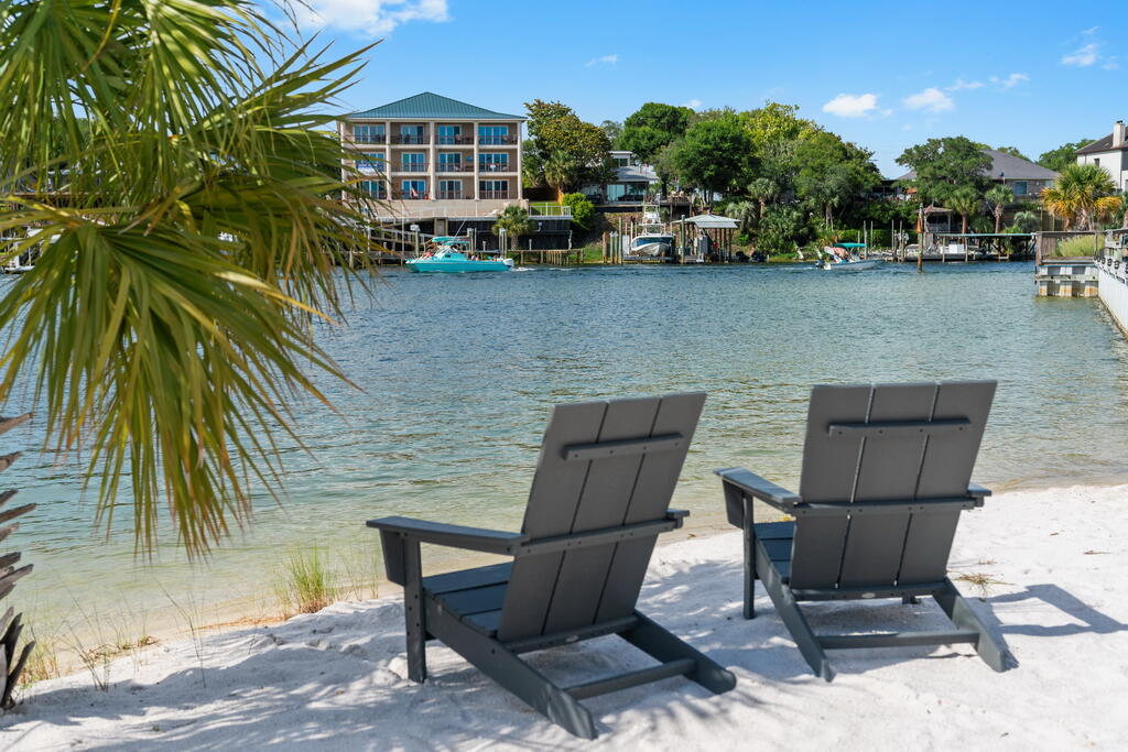 DOLPHIN POINT CONDO - Residential