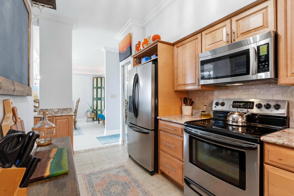 DOLPHIN POINT CONDO - Residential