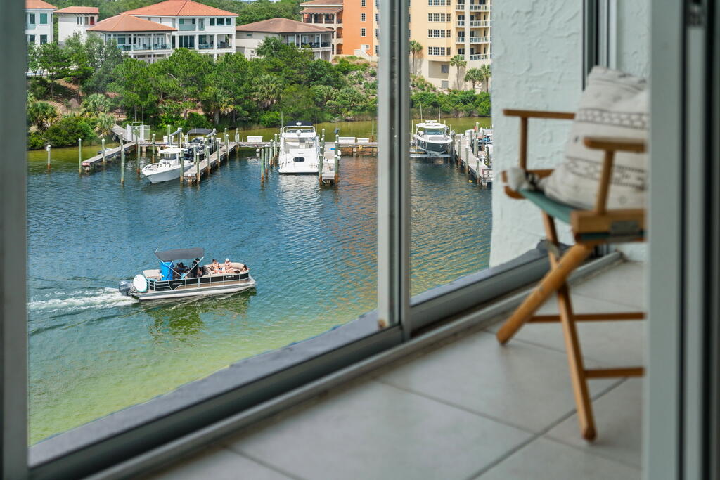 DOLPHIN POINT CONDO - Residential