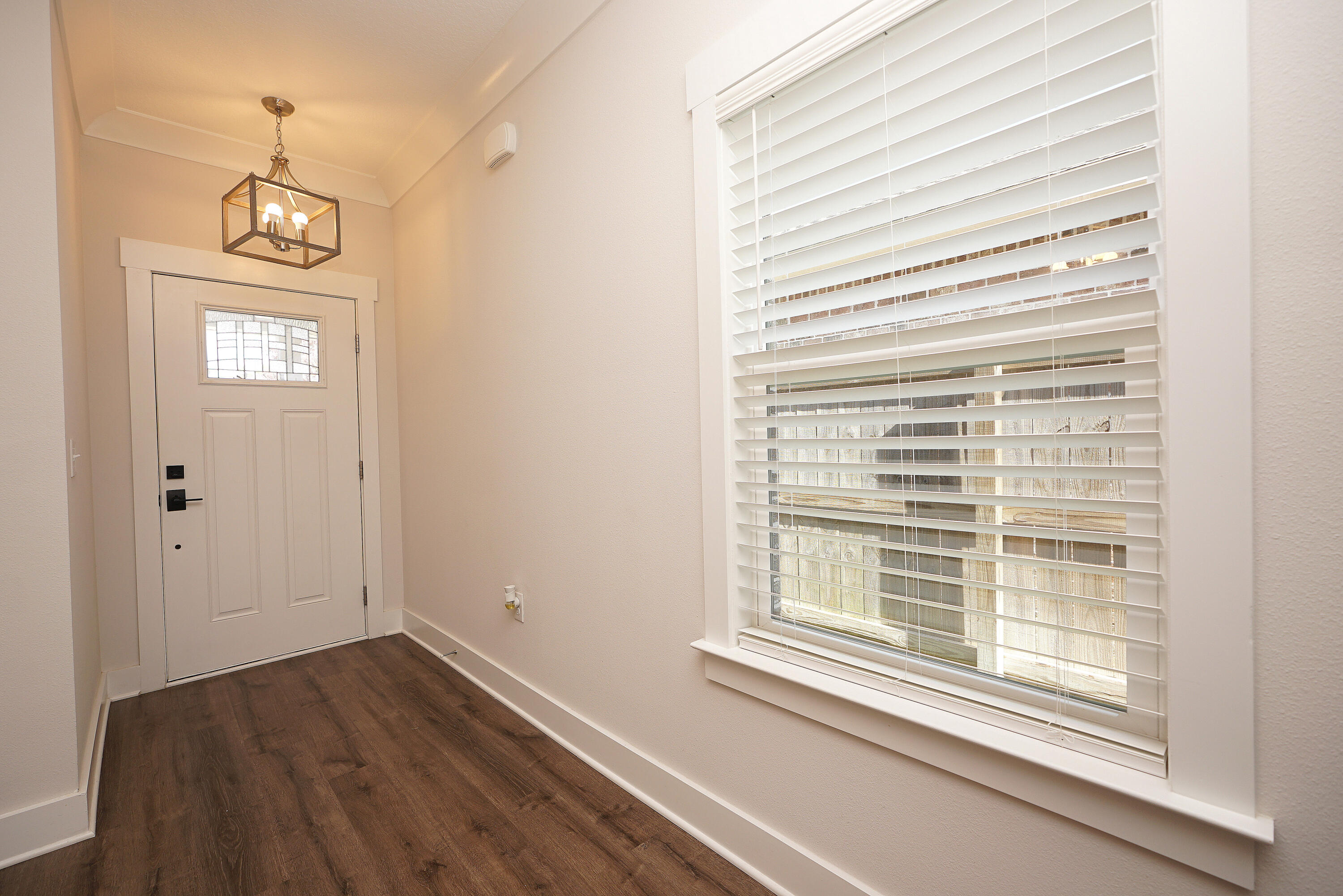 NICEVILLE (222200.00) - Residential