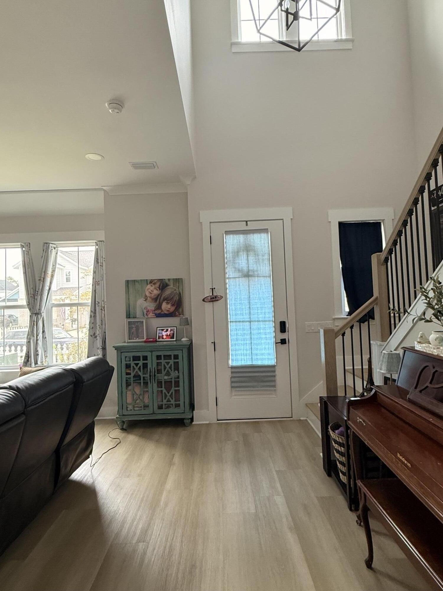 Deer Moss Creek - Residential Lease