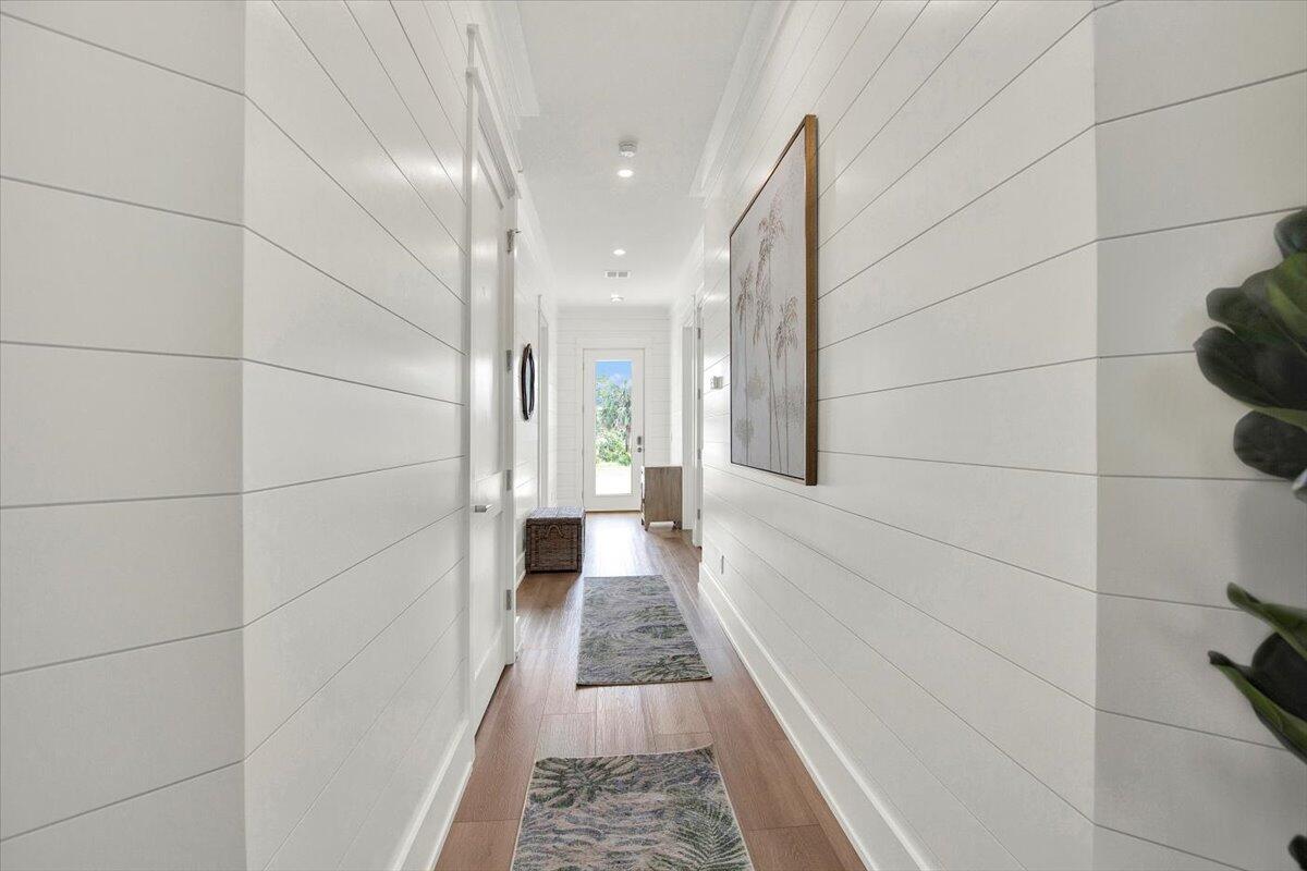 LULLWATER BEACH - Residential