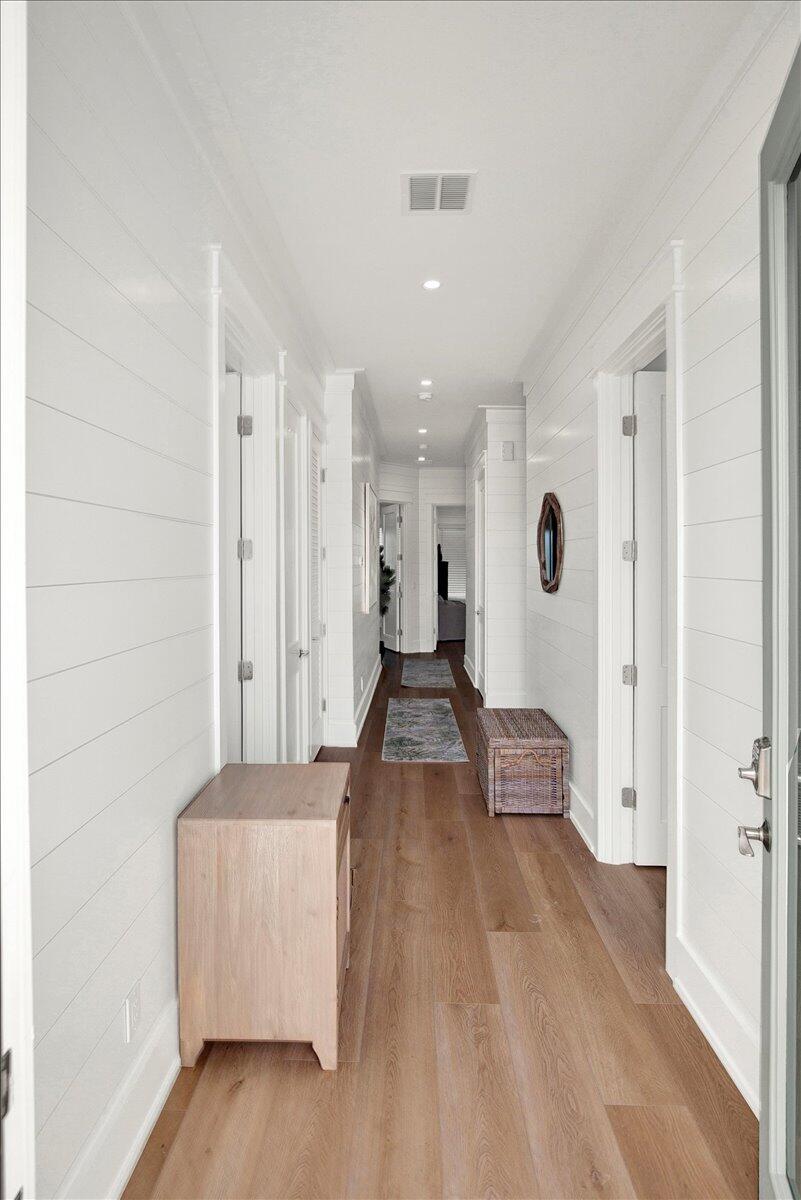 LULLWATER BEACH - Residential