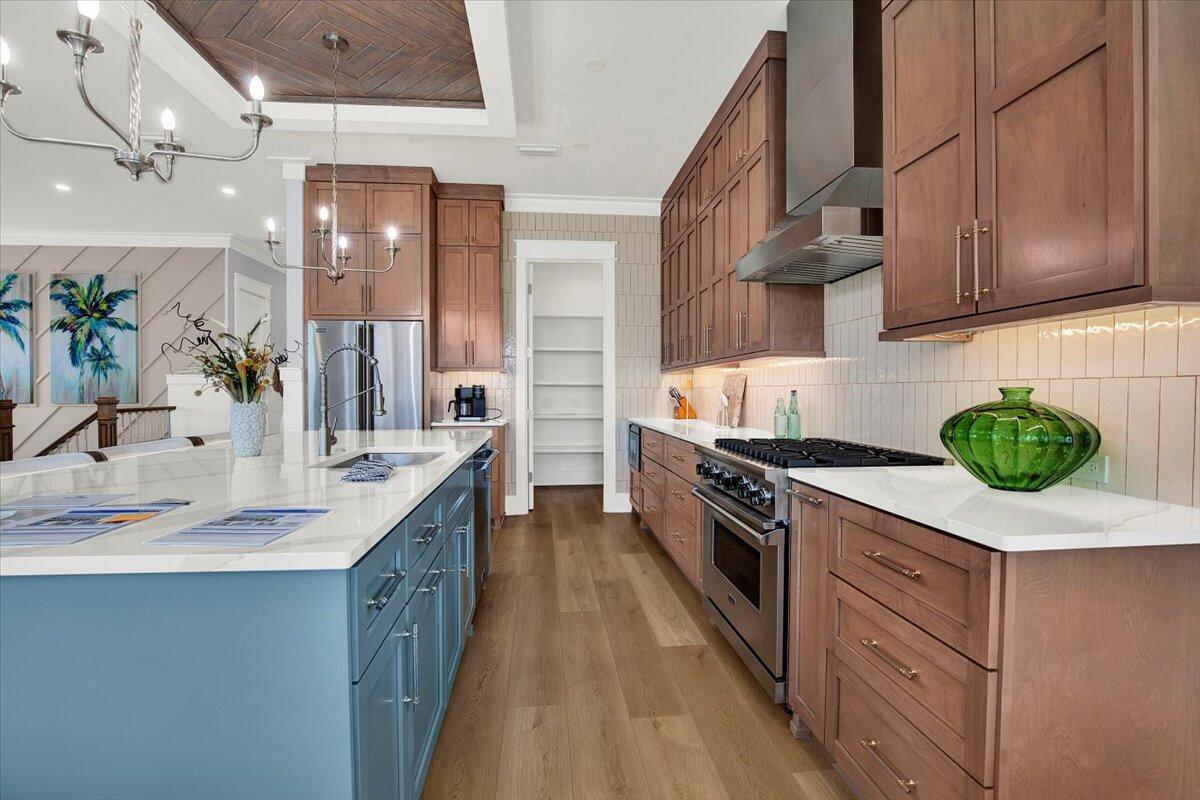 LULLWATER BEACH - Residential