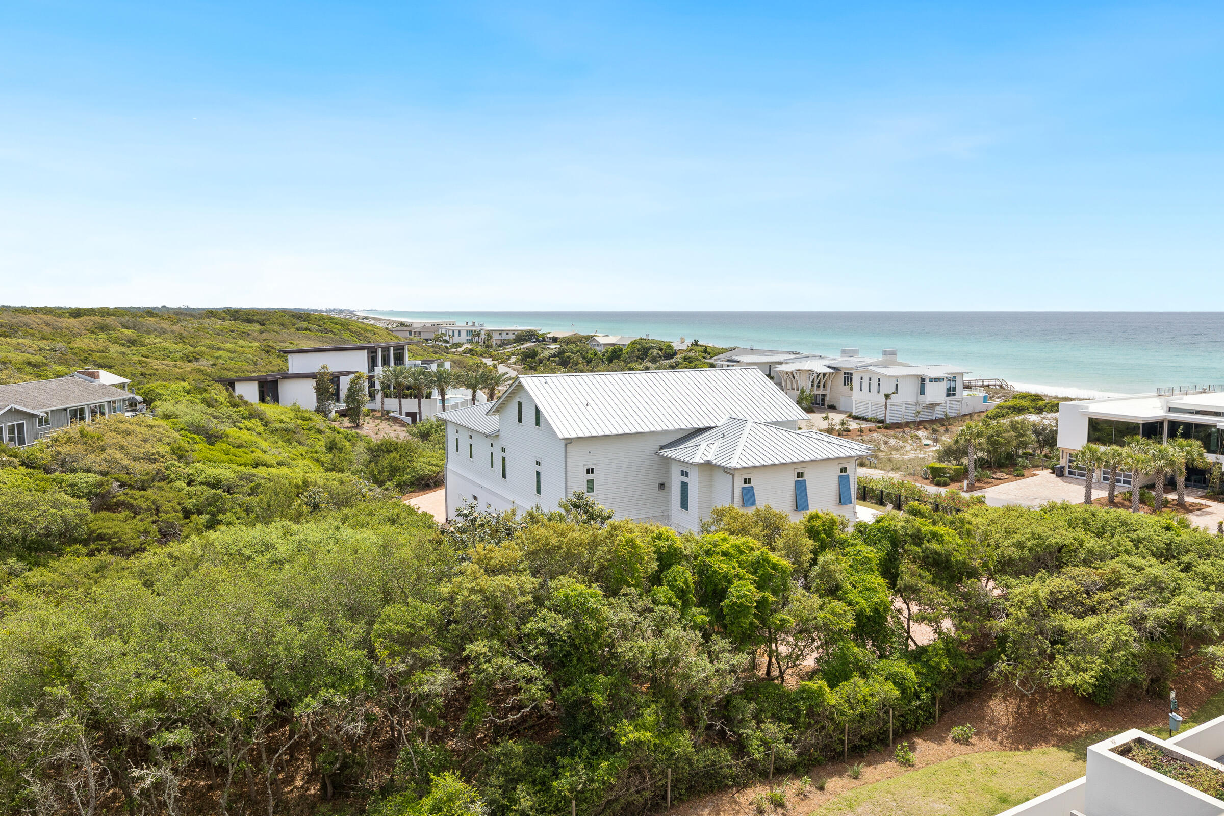TOPS'L BEACH MANOR - Residential