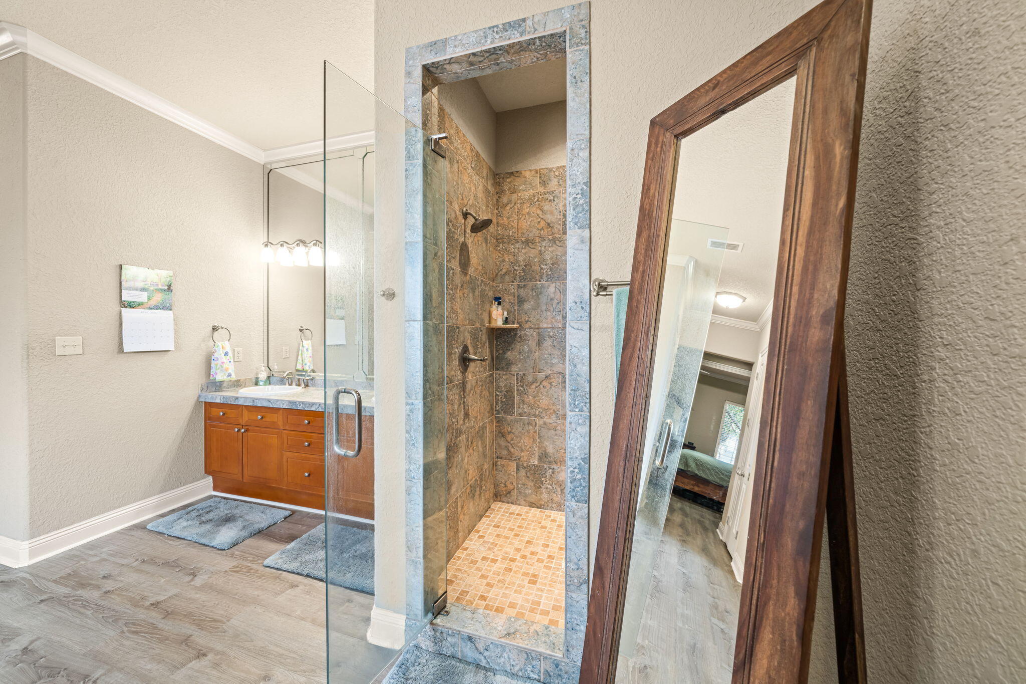 HATCHEE SHORES - Residential