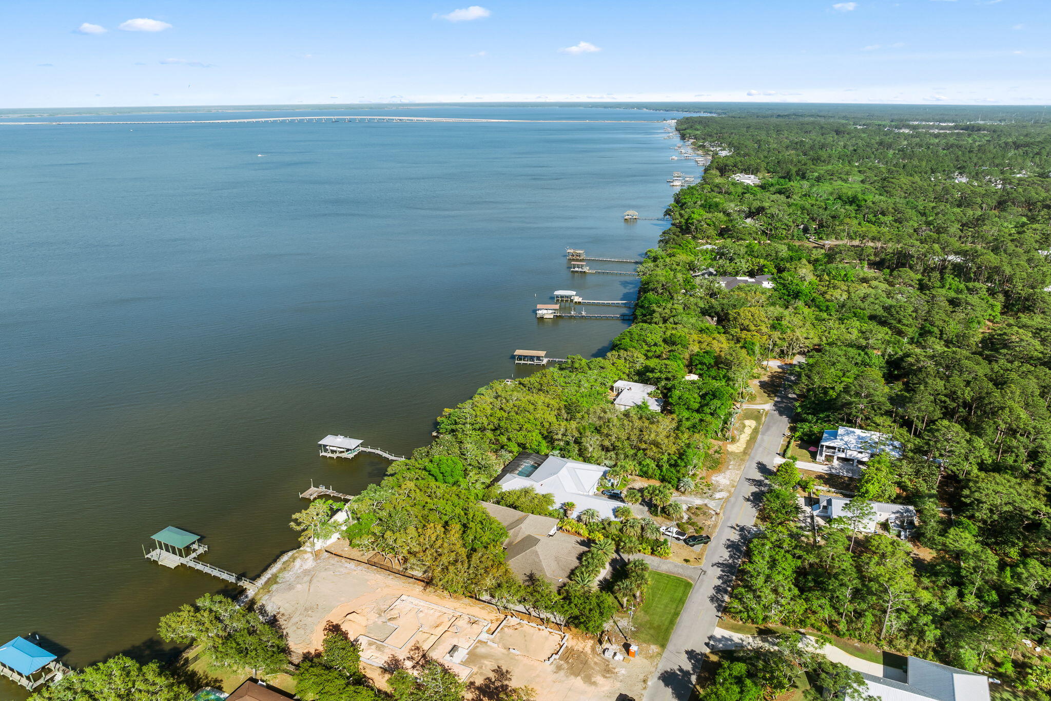 HATCHEE SHORES - Residential