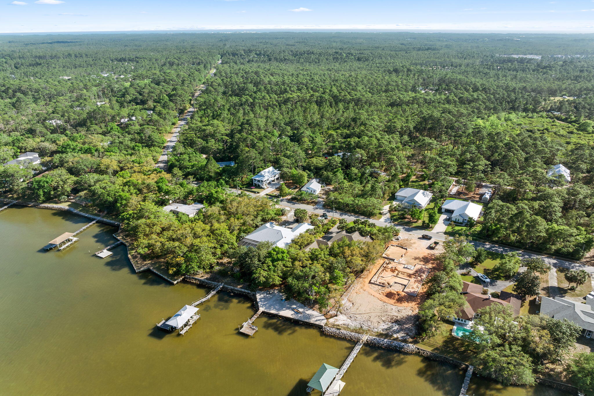 HATCHEE SHORES - Residential