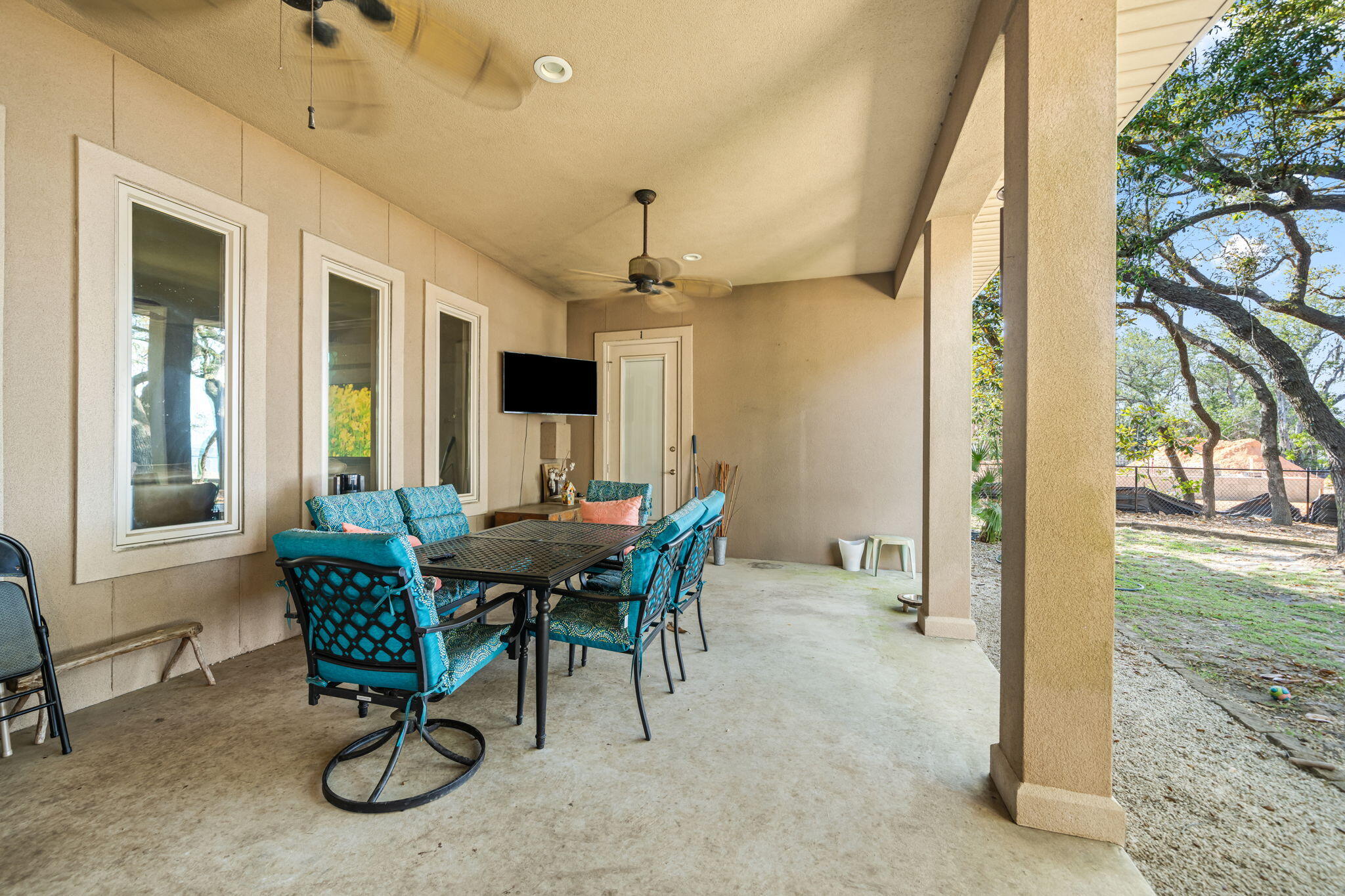 HATCHEE SHORES - Residential