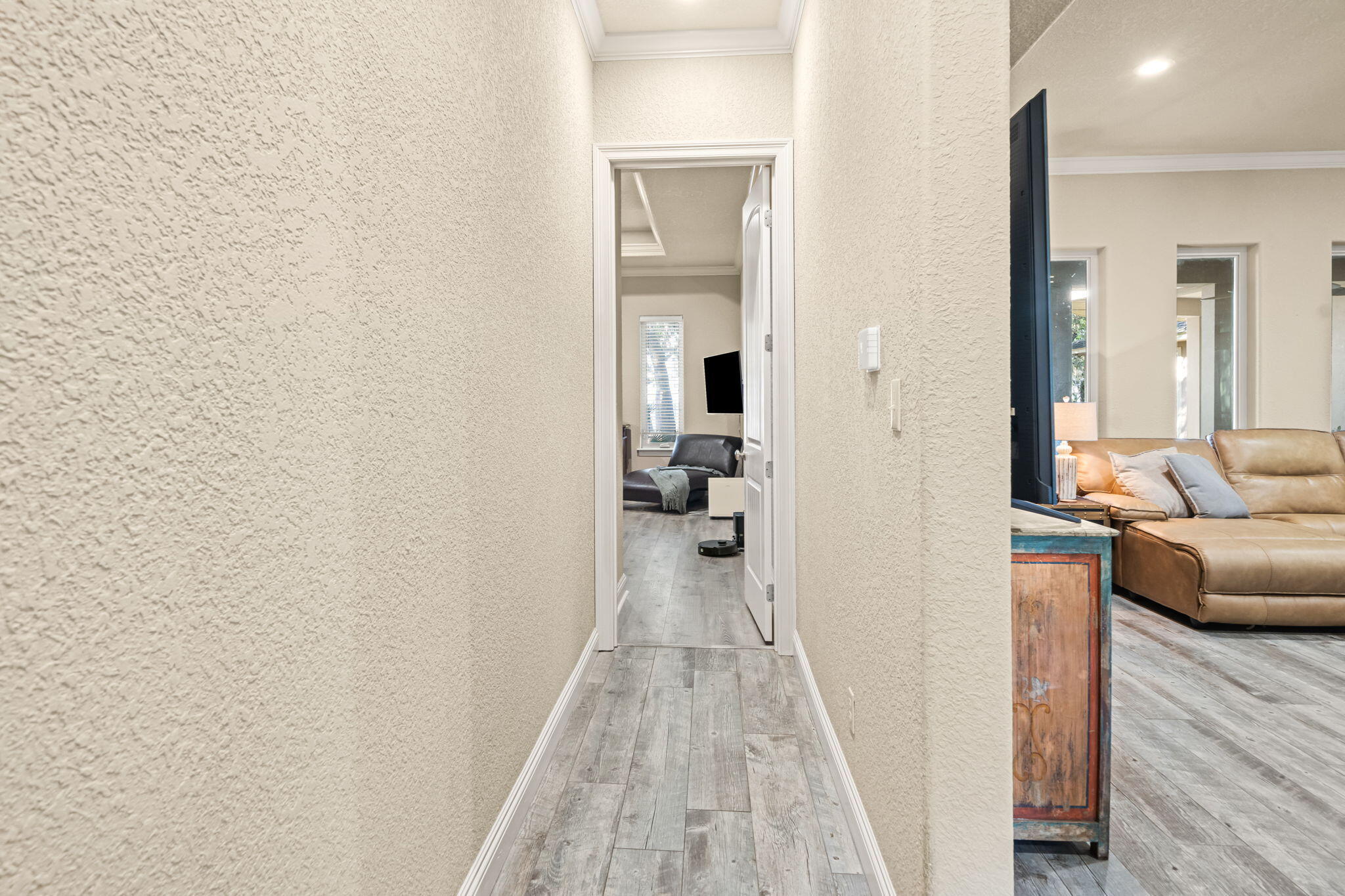 HATCHEE SHORES - Residential