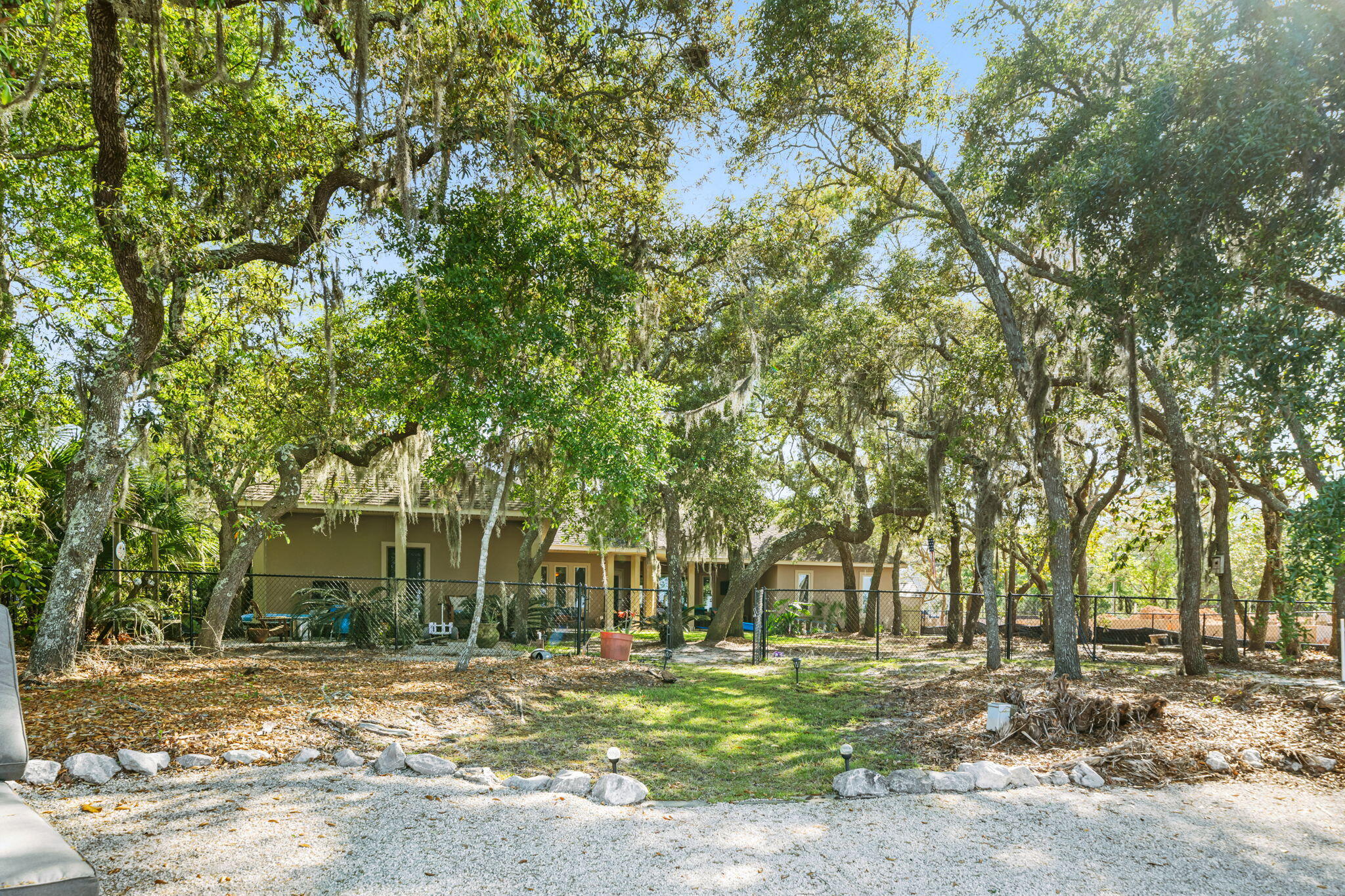 HATCHEE SHORES - Residential