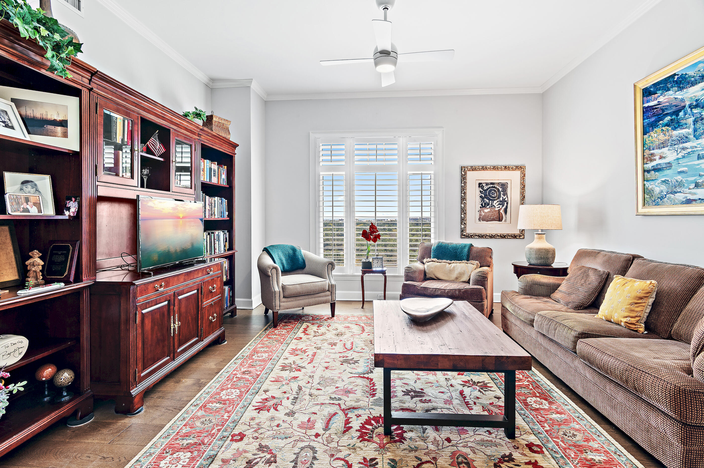 ONE WATER PLACE - Residential