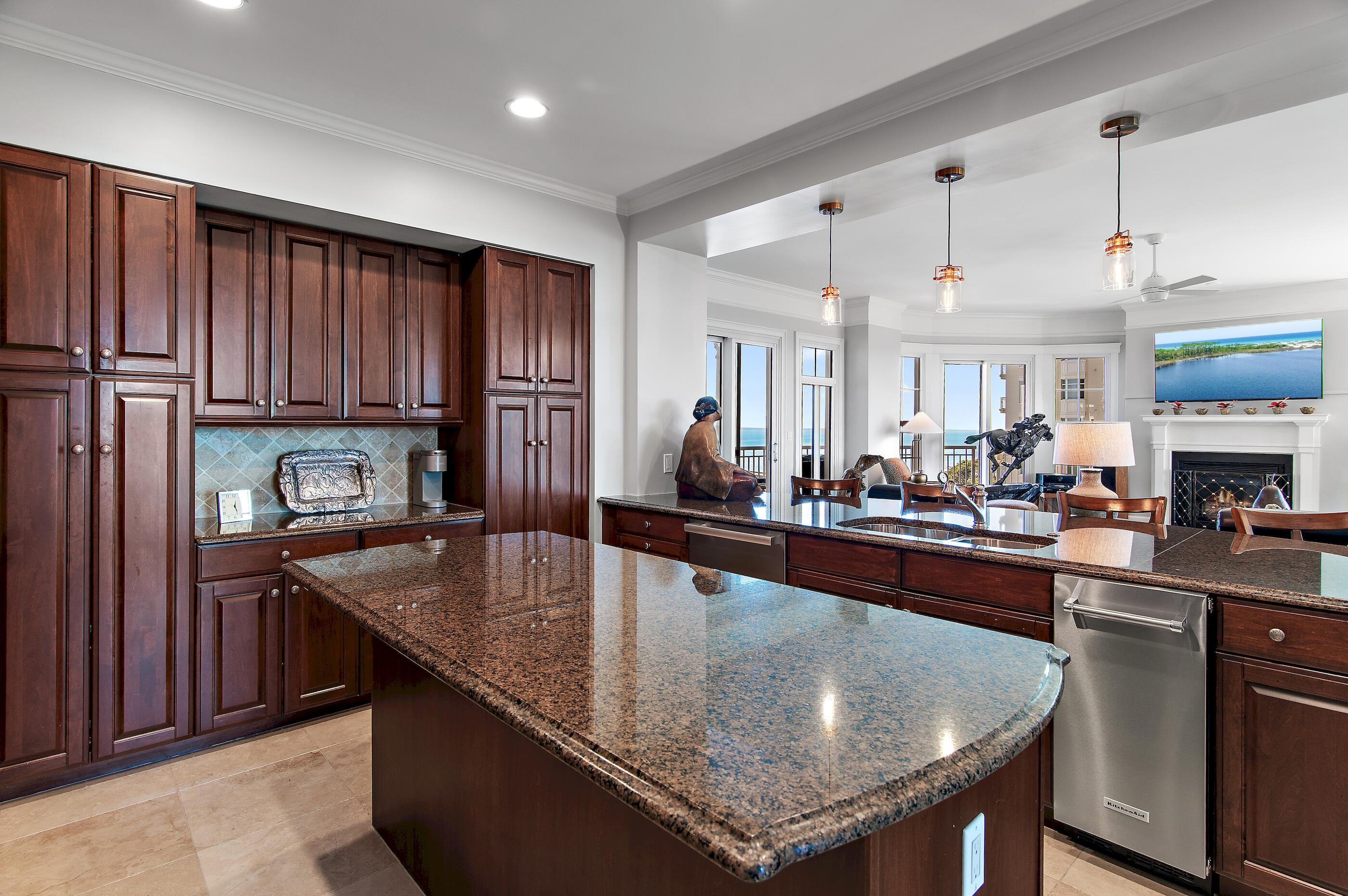 ONE WATER PLACE - Residential