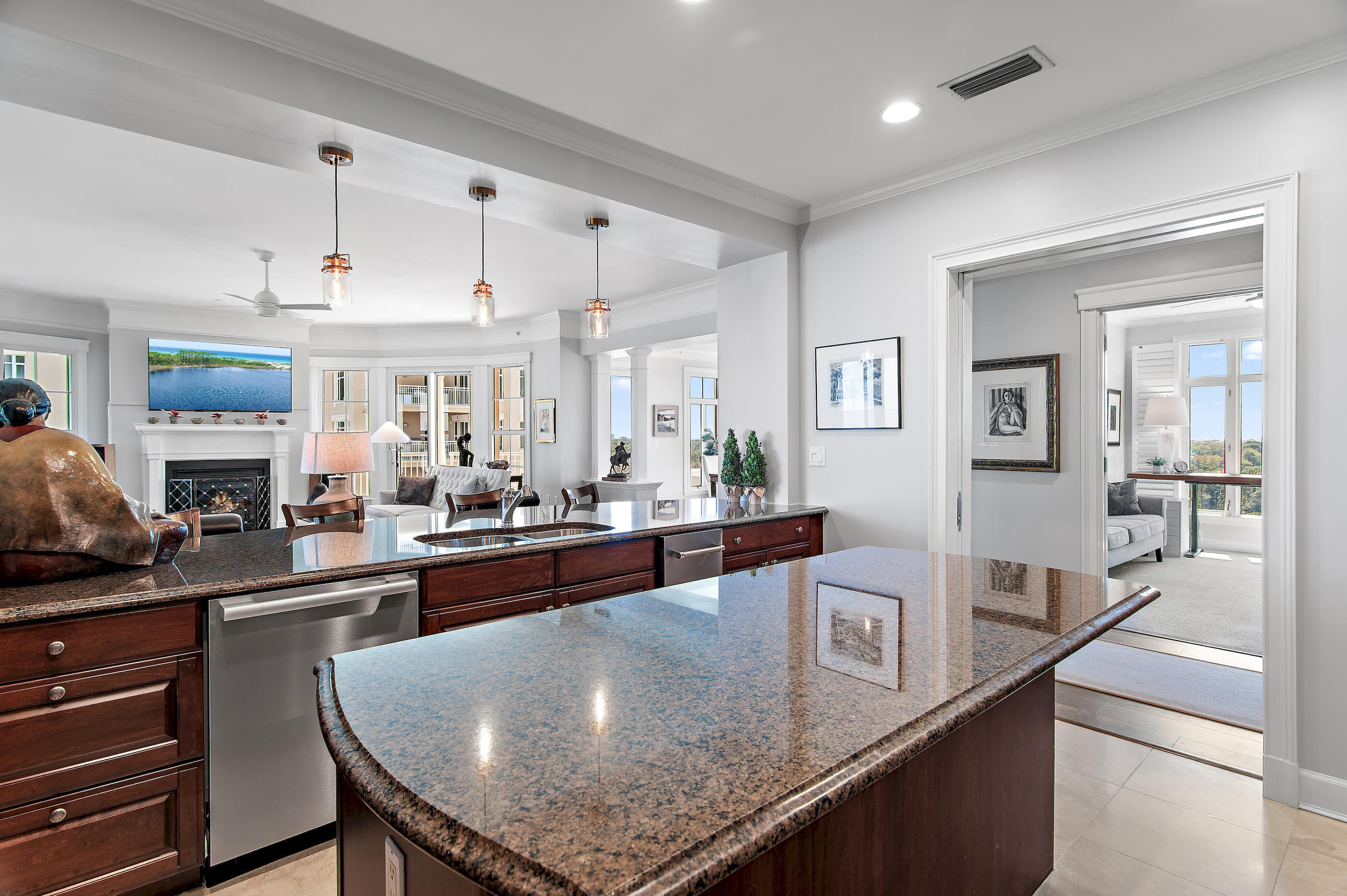 ONE WATER PLACE - Residential