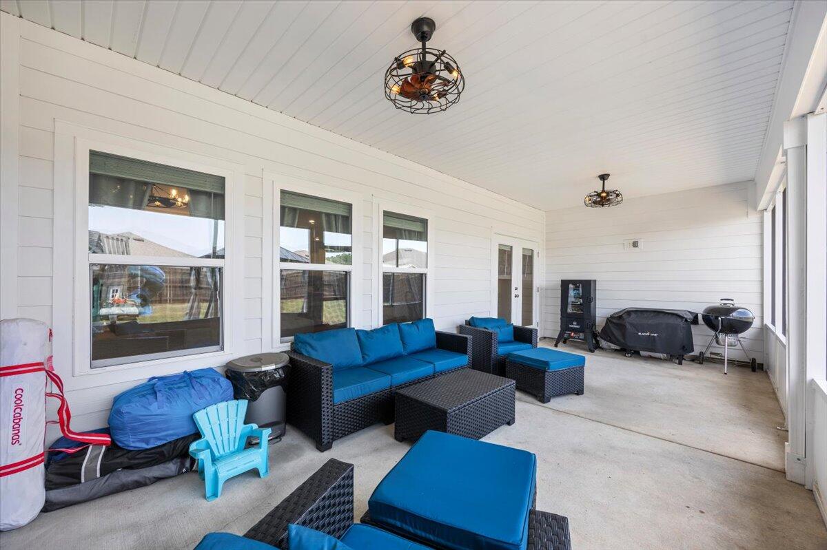 Hammock Oak Estates - Residential