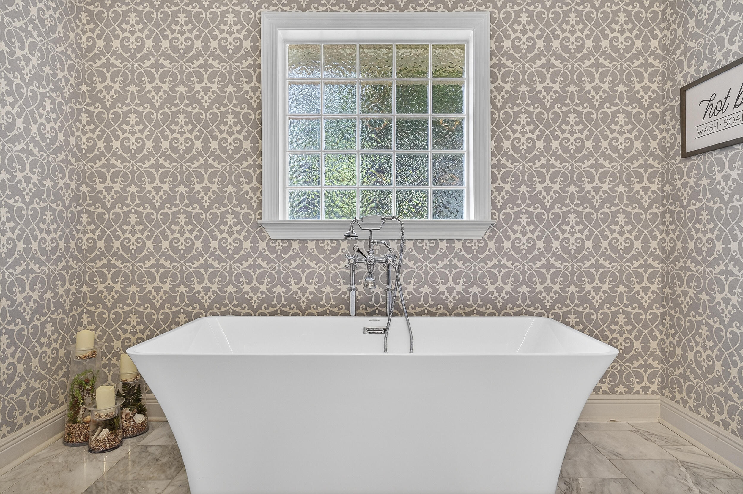 EMERALD BAY PH 1A - Residential