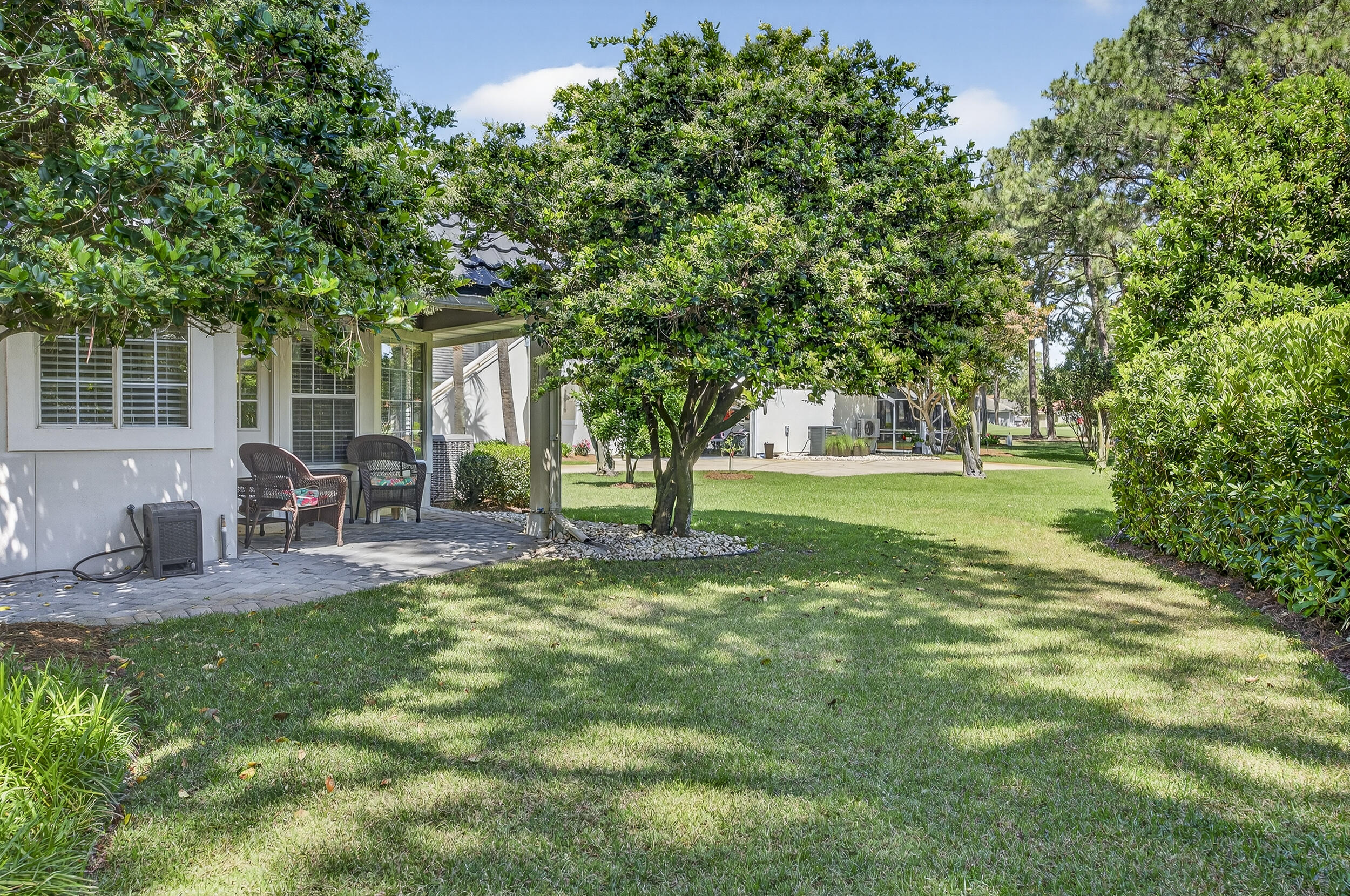 EMERALD BAY PH 1A - Residential