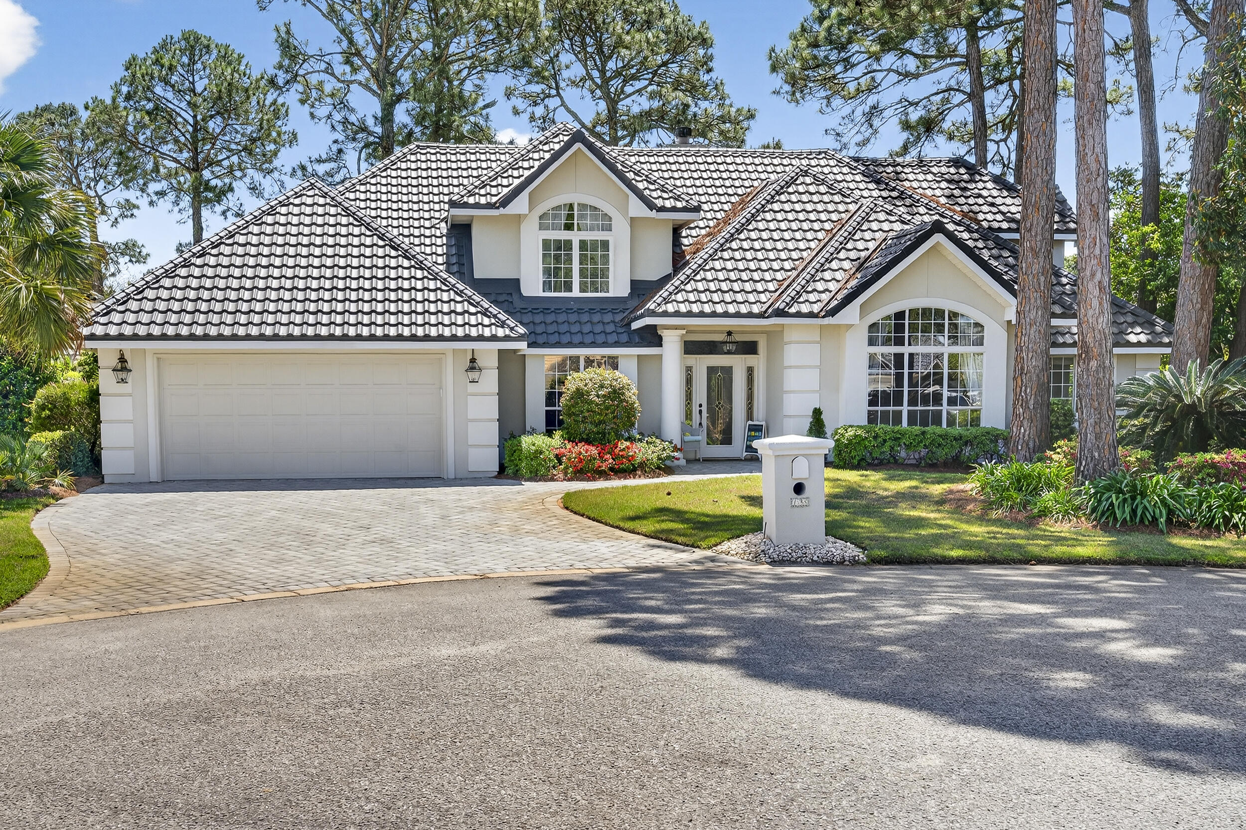 EMERALD BAY PH 1A - Residential