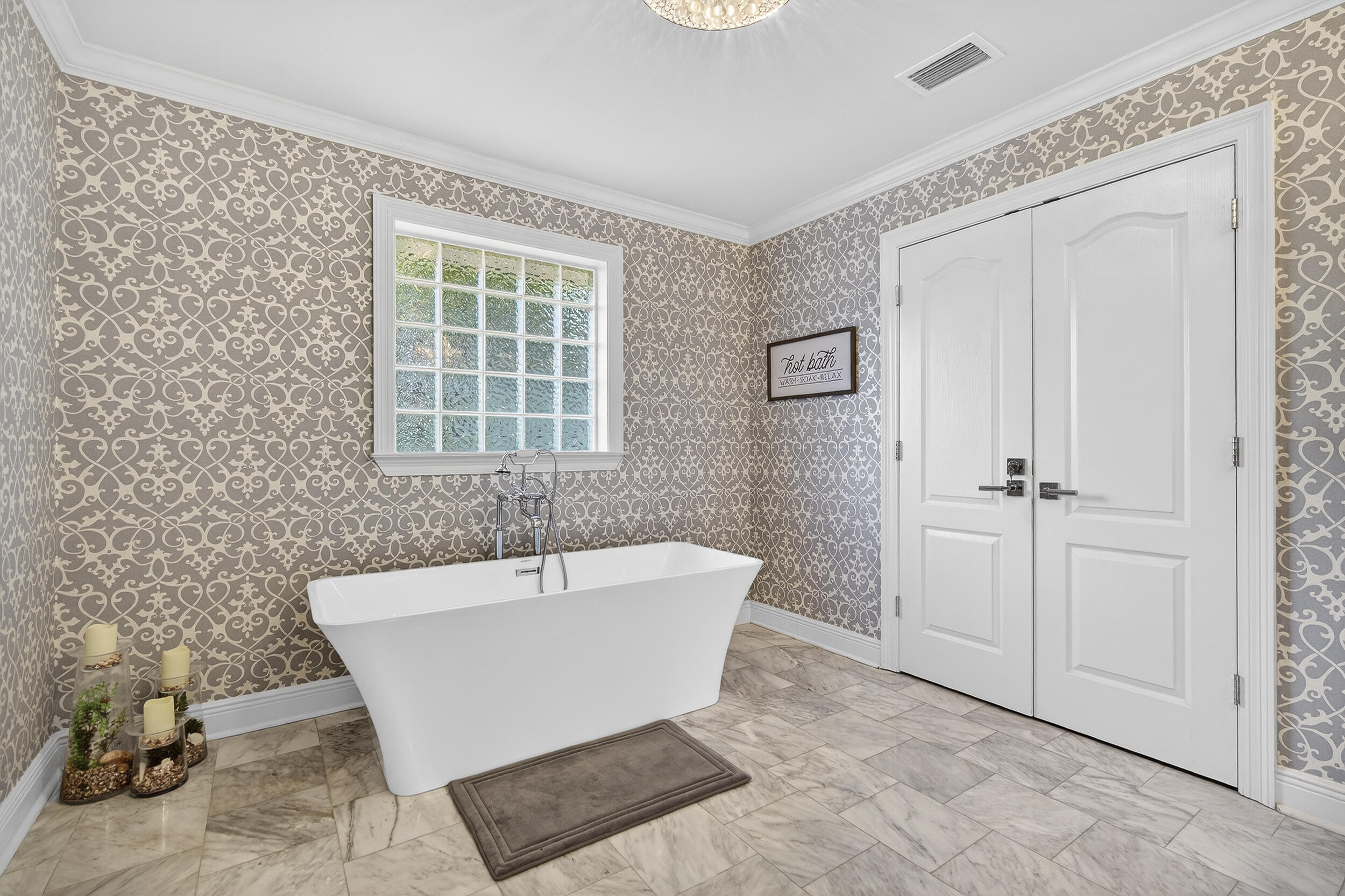 EMERALD BAY PH 1A - Residential