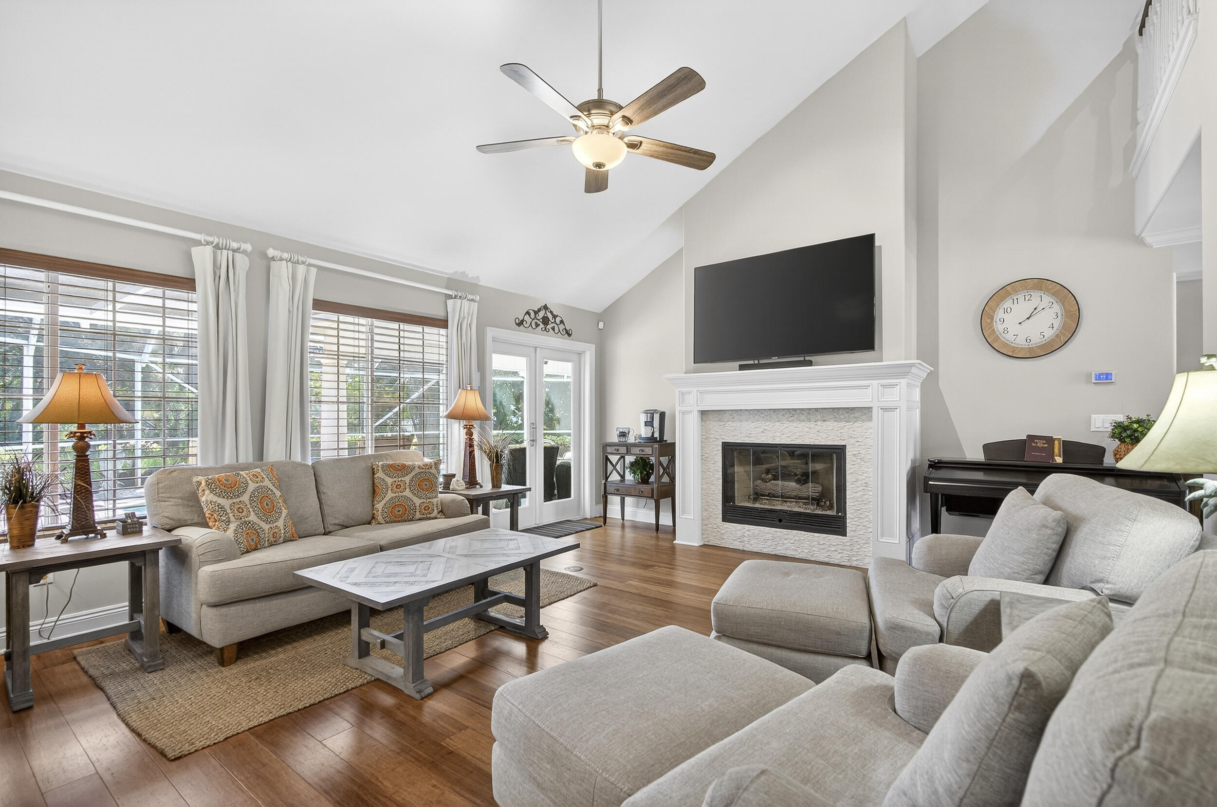 EMERALD BAY PH 1A - Residential