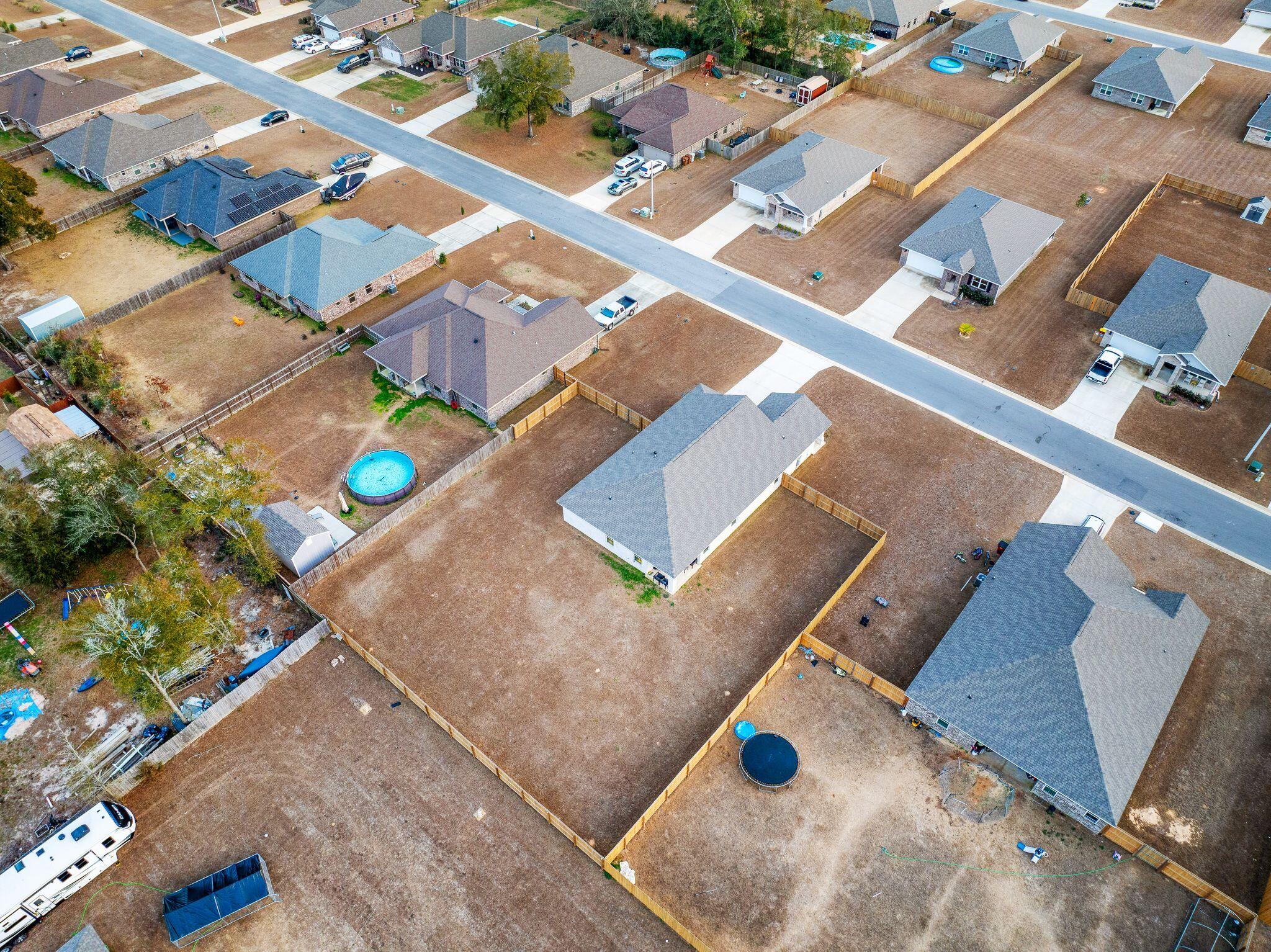 PLANTATION WOODS - Residential