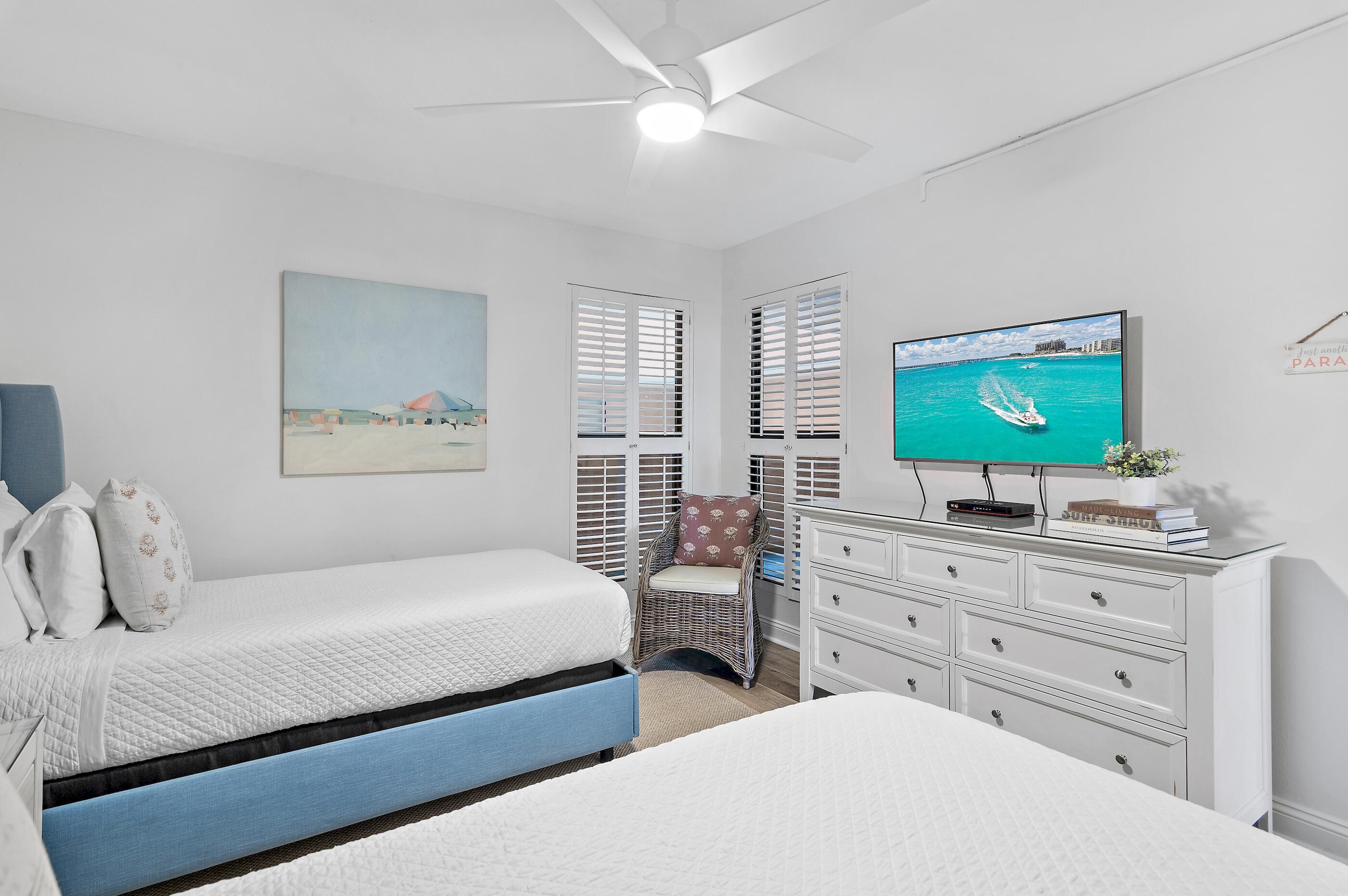 JETTY EAST CONDO - Residential