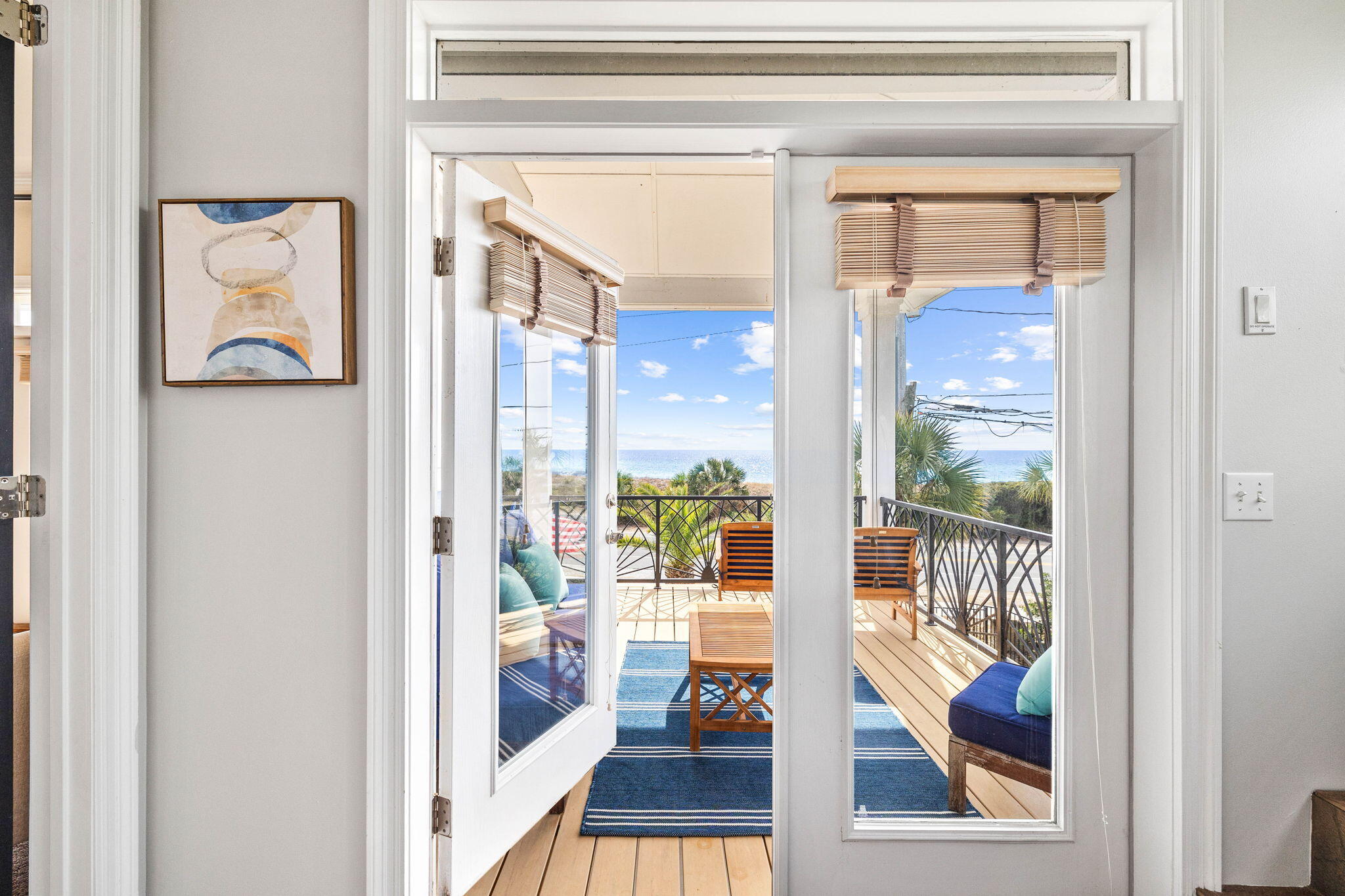 SANTA MONICA BEACH - Residential
