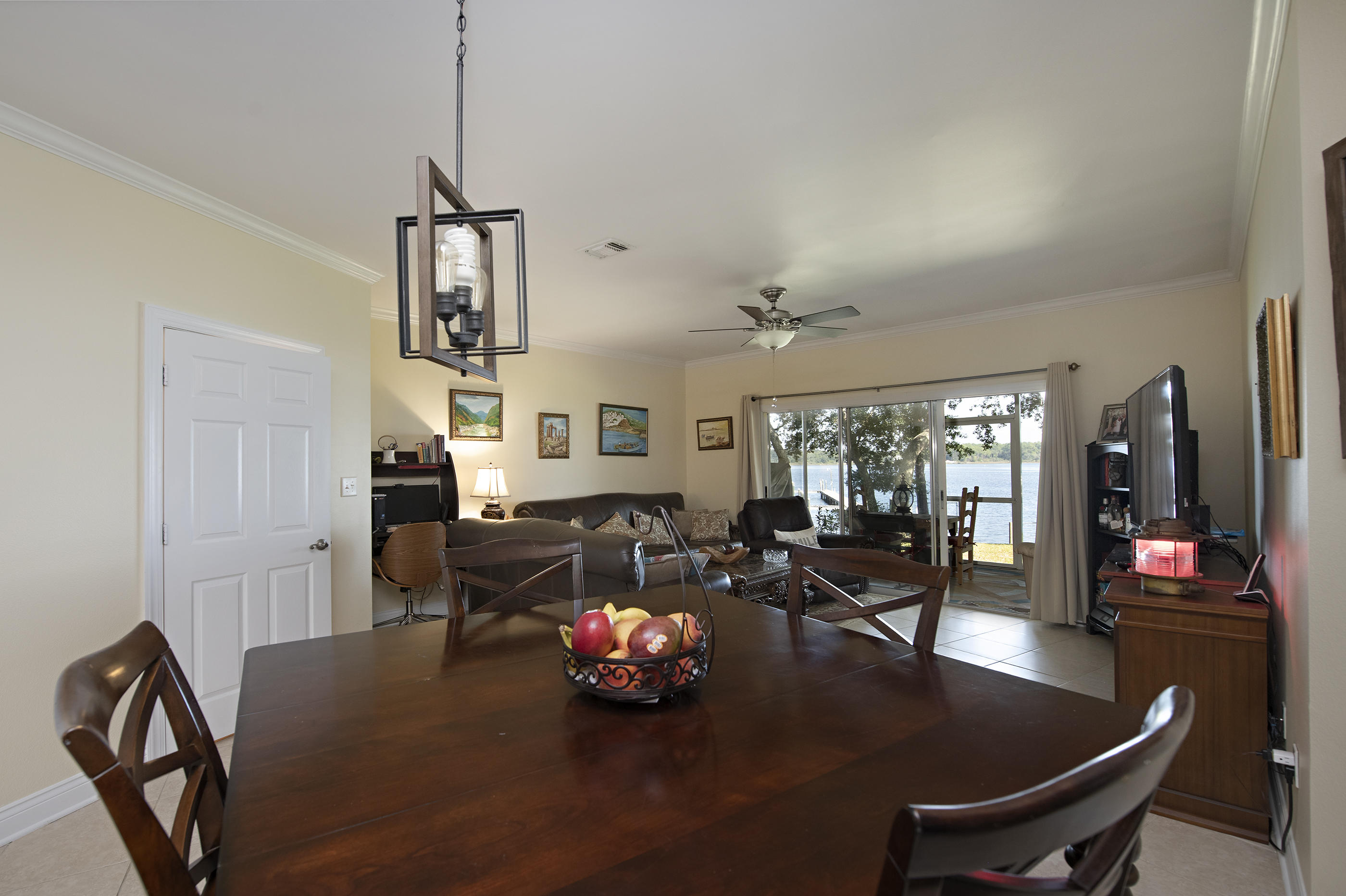 HIDDEN BAY VILLAGE - Residential