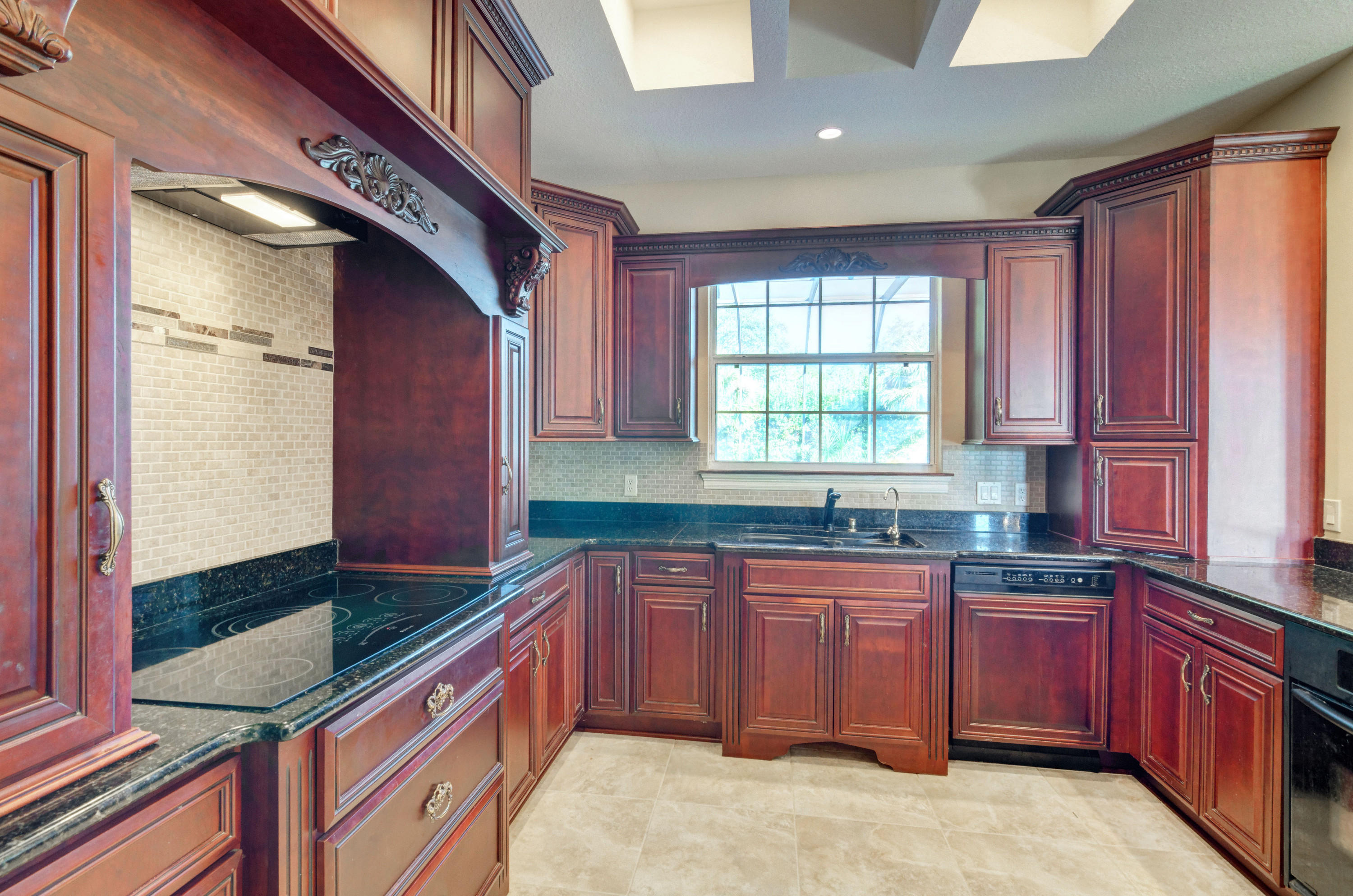 HIDDEN CREEK AT HOLLEY BY THE SEA - Residential