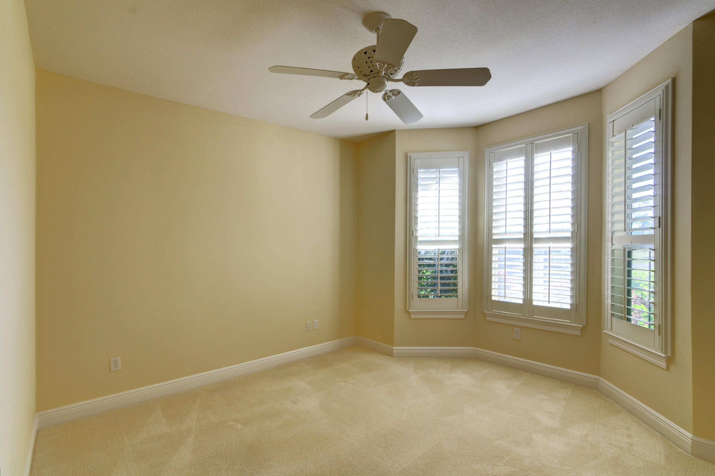 HIDDEN CREEK AT HOLLEY BY THE SEA - Residential