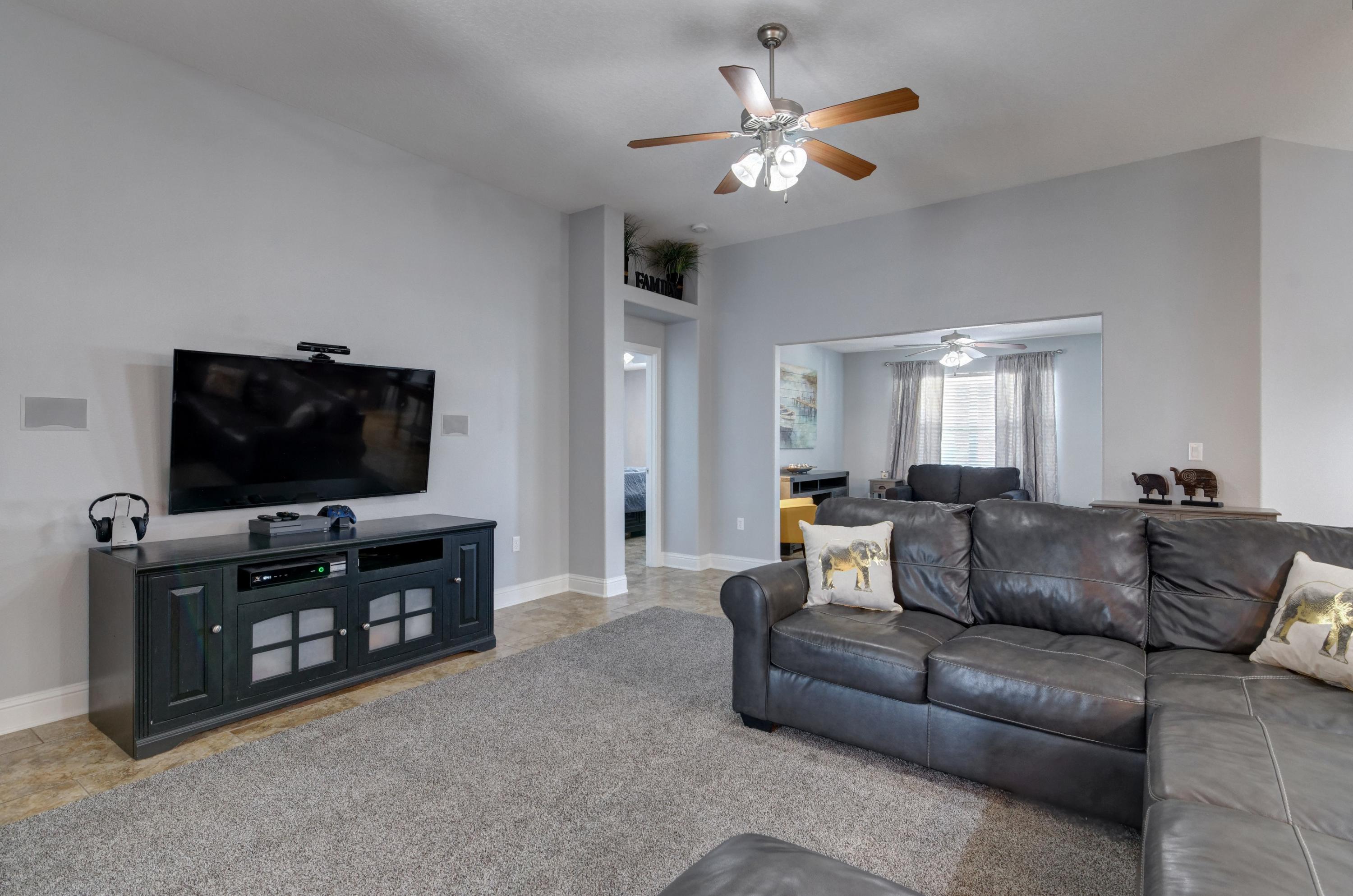 THE MEADOWS - Residential