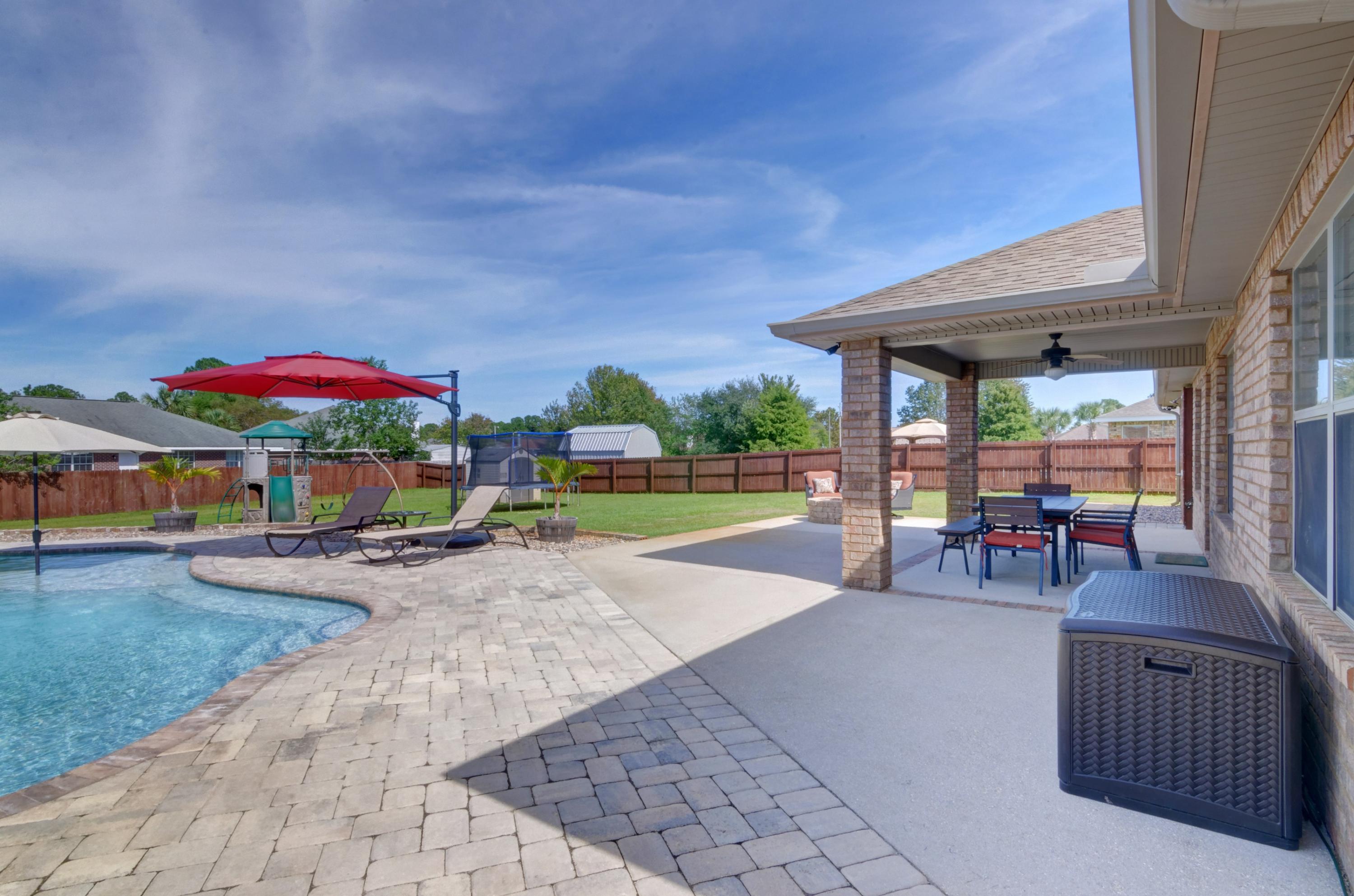 THE MEADOWS - Residential