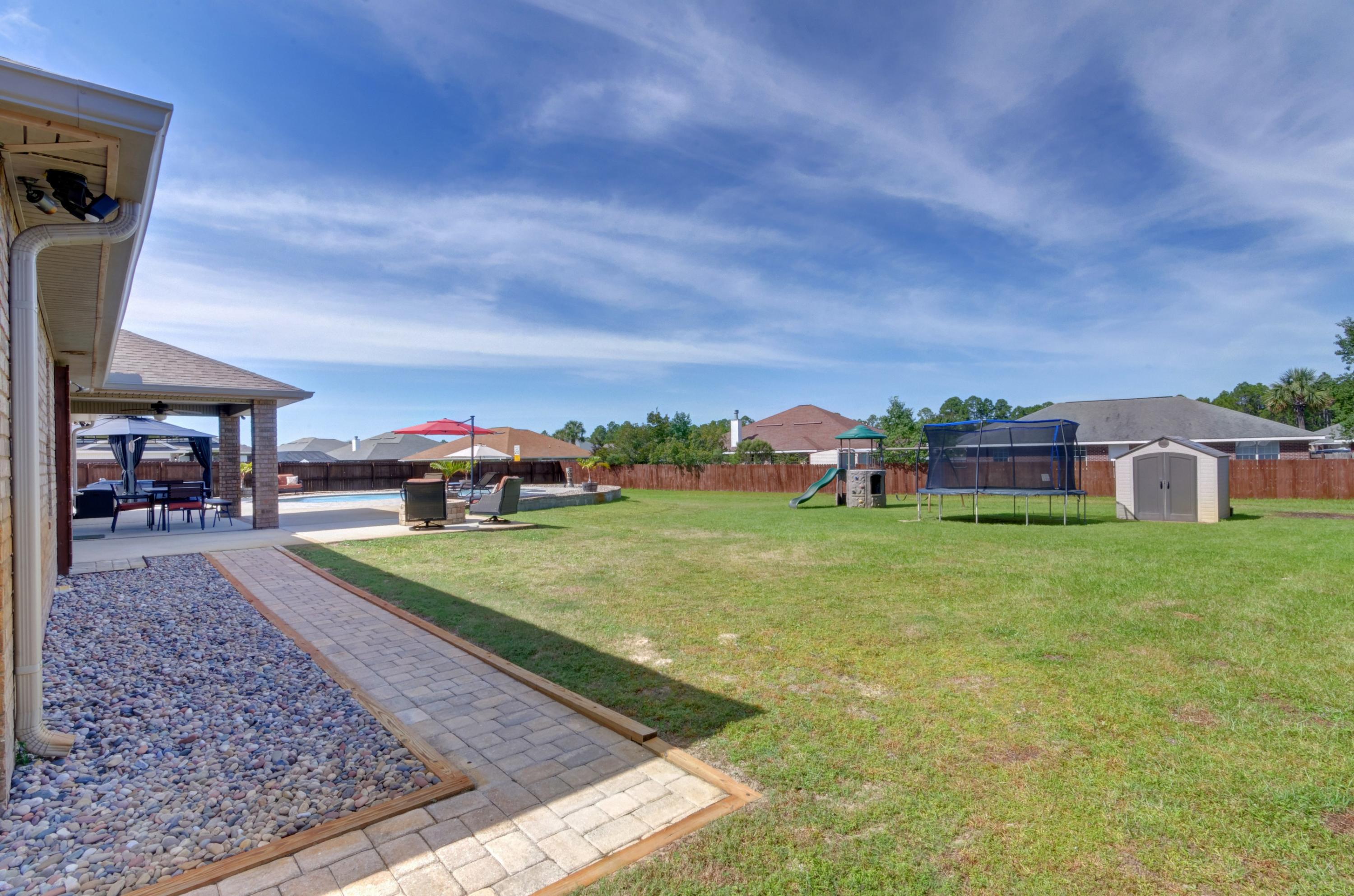 THE MEADOWS - Residential