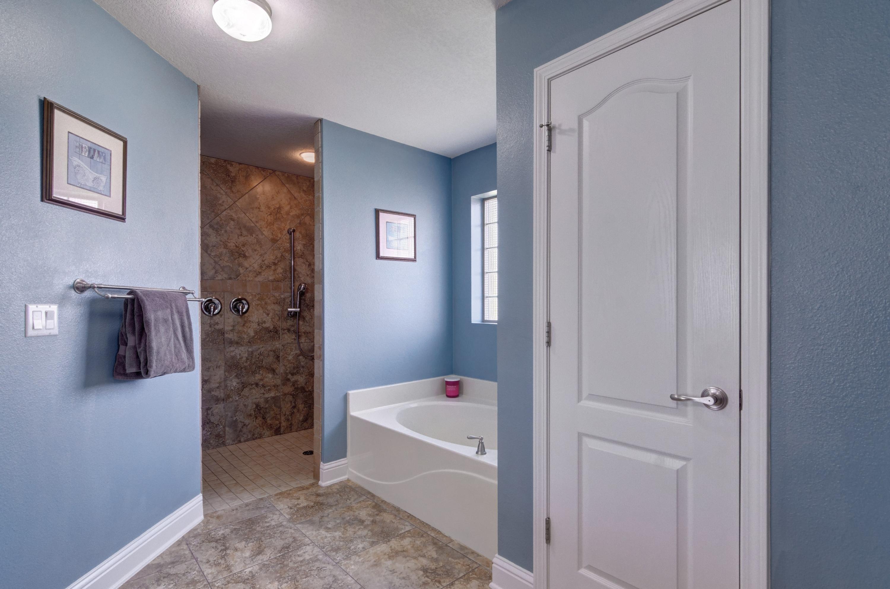 THE MEADOWS - Residential