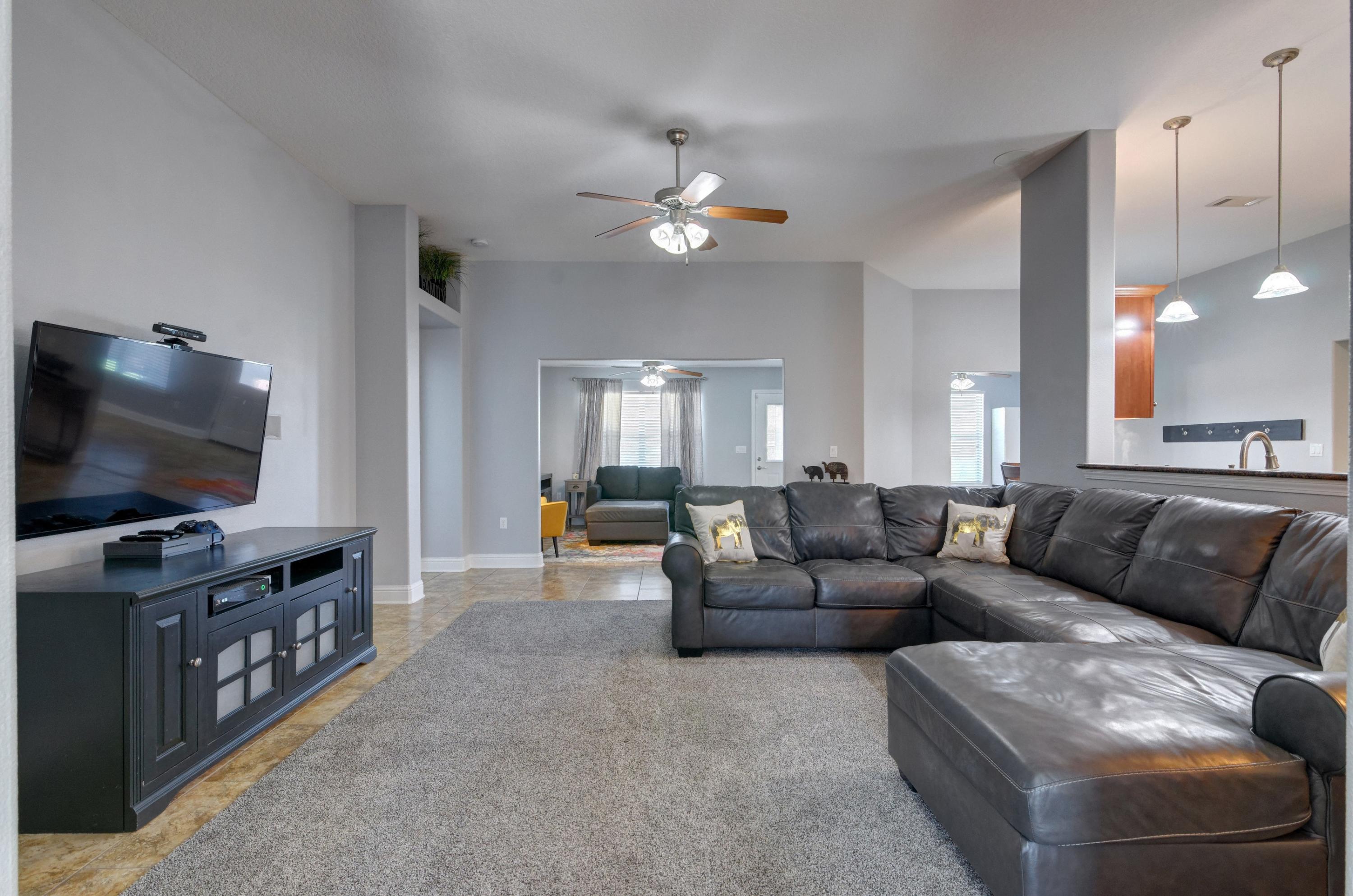 THE MEADOWS - Residential