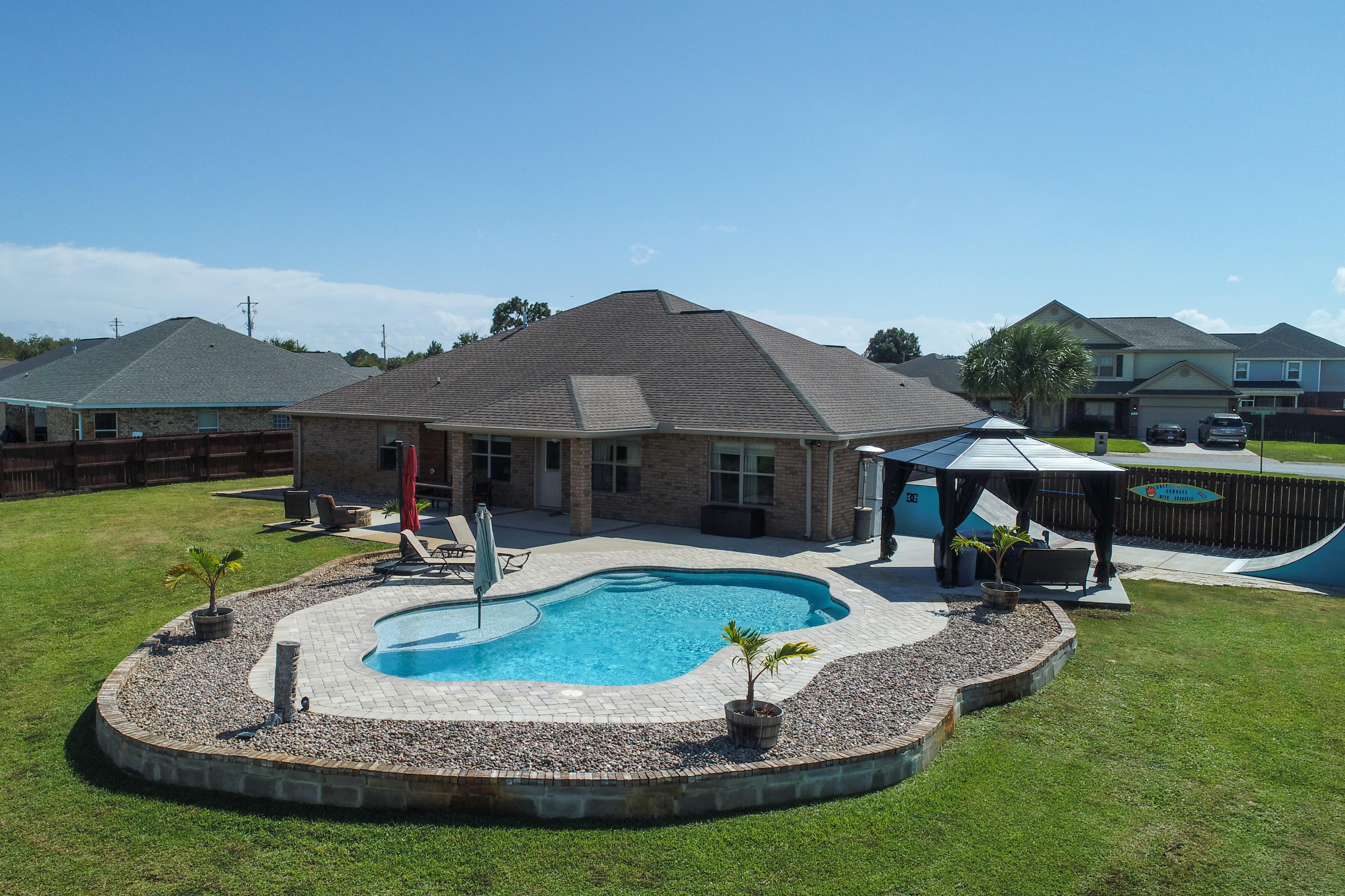 THE MEADOWS - Residential