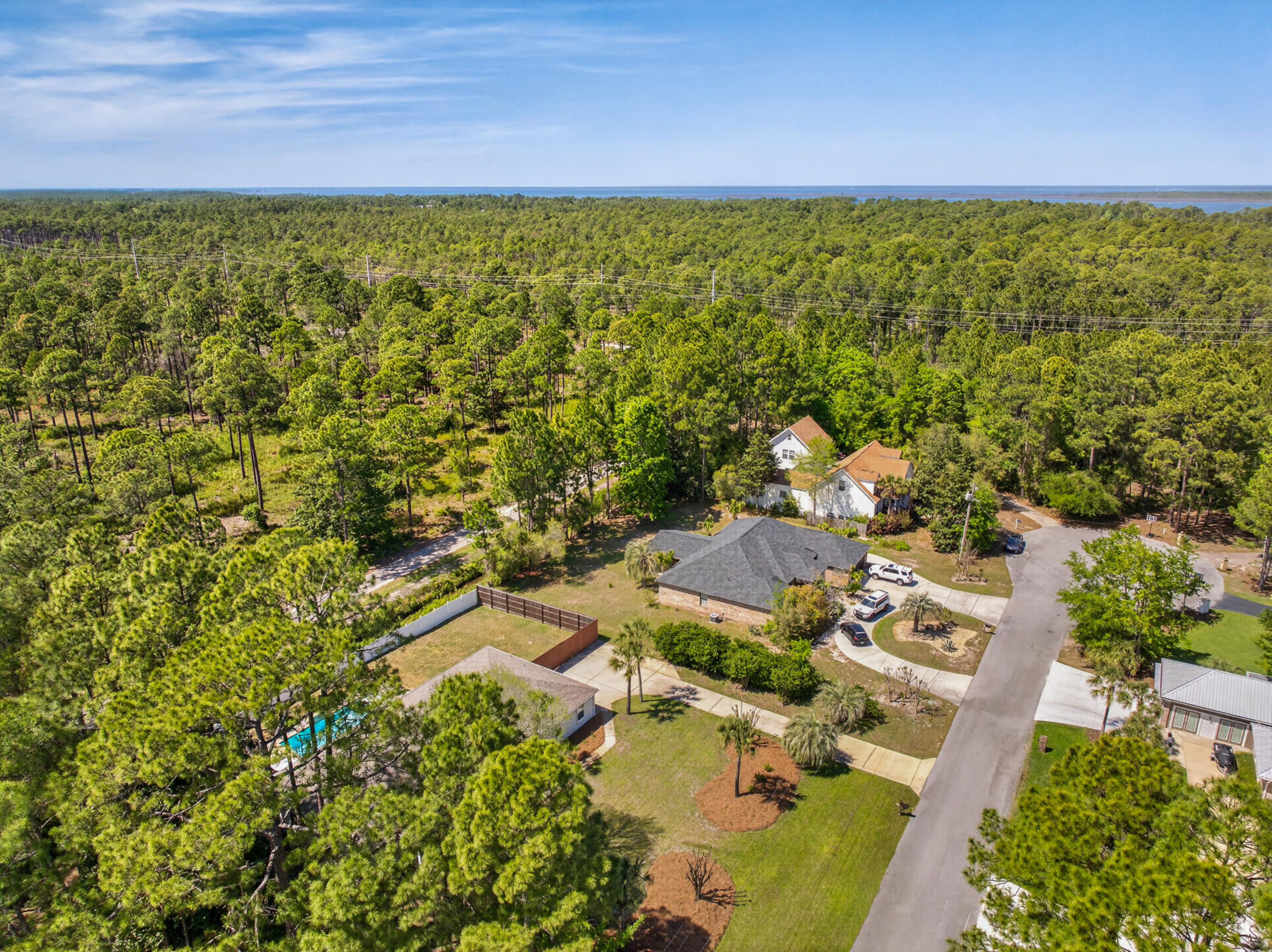 CANO ESTATES - Residential