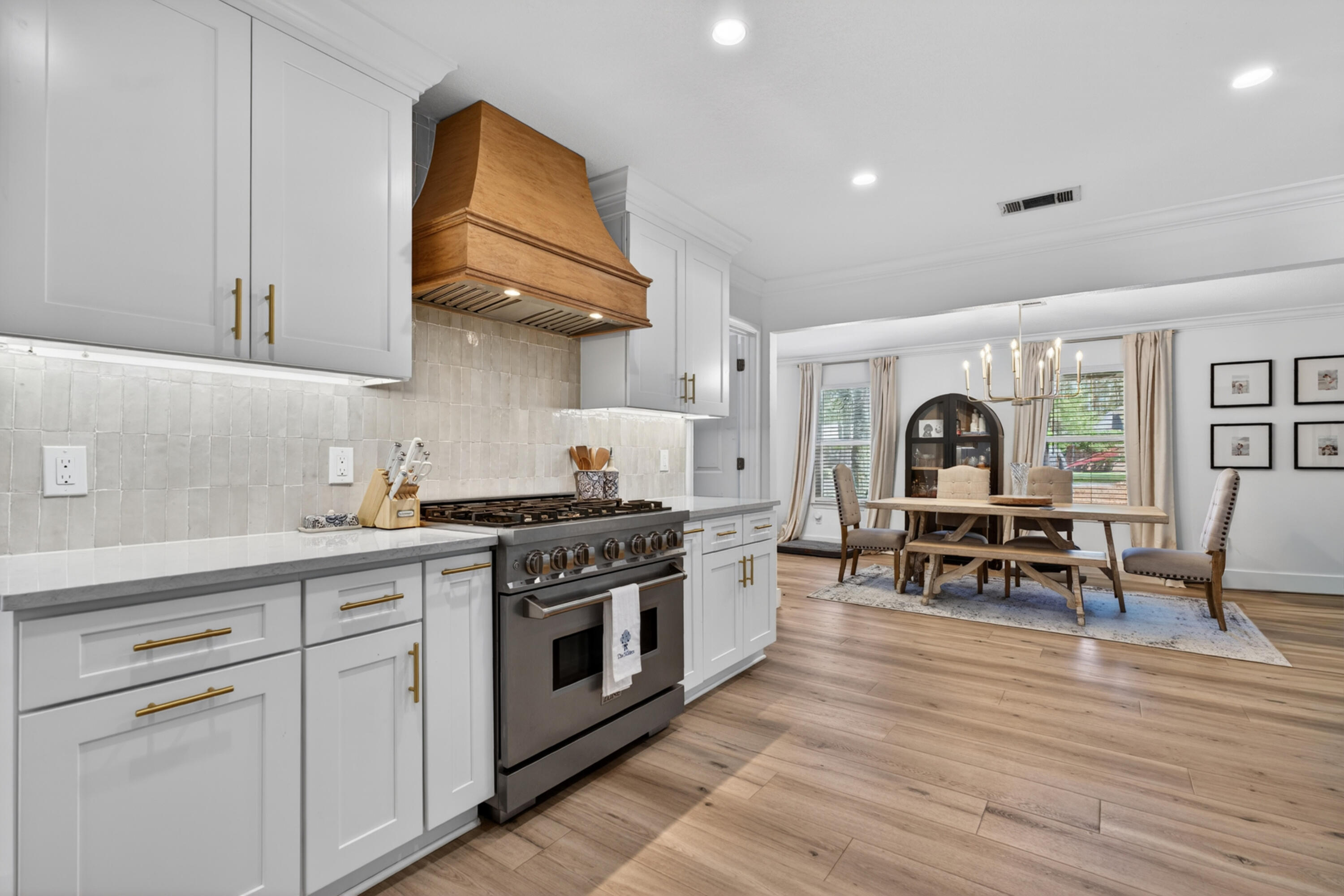 CANO ESTATES - Residential