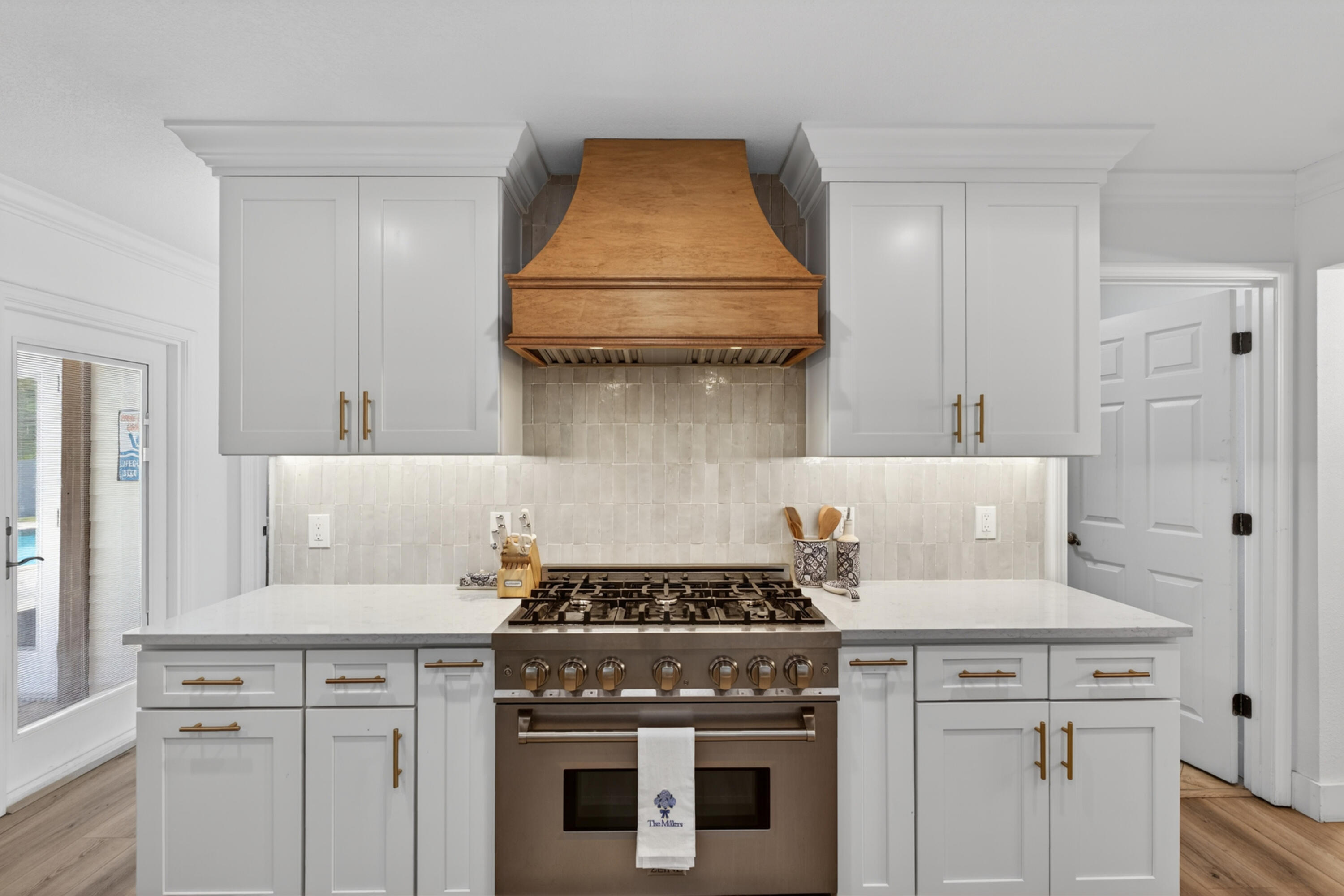 CANO ESTATES - Residential