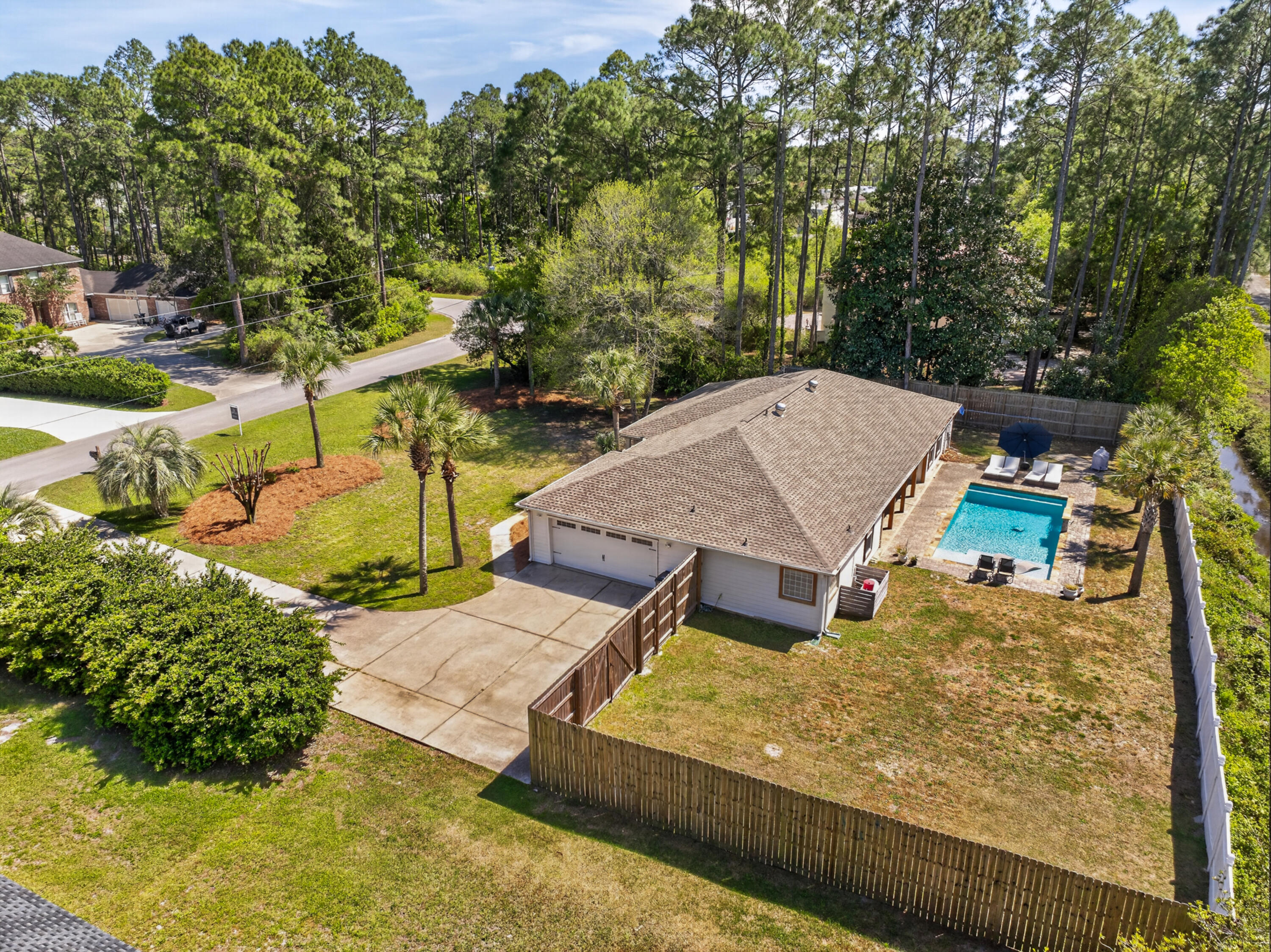 CANO ESTATES - Residential