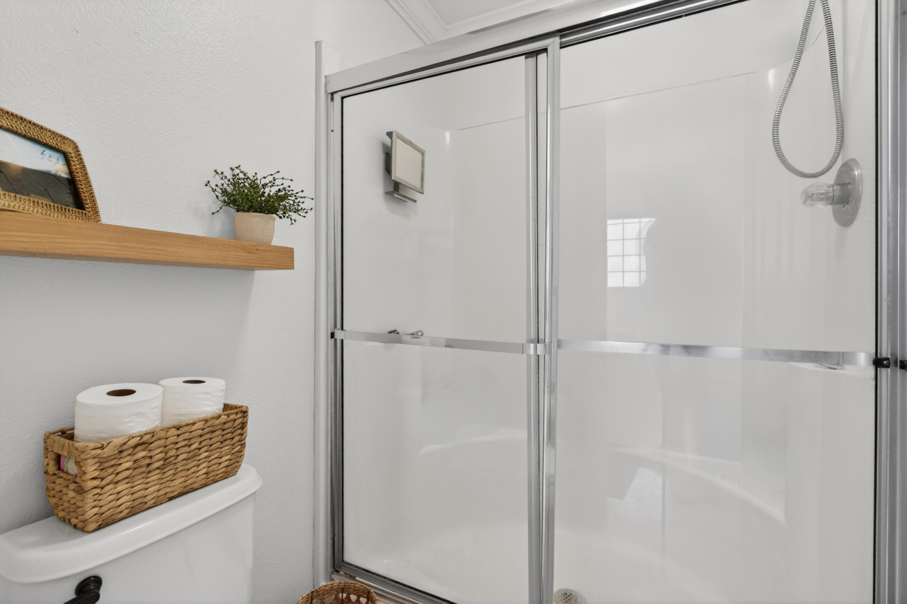 CANO ESTATES - Residential