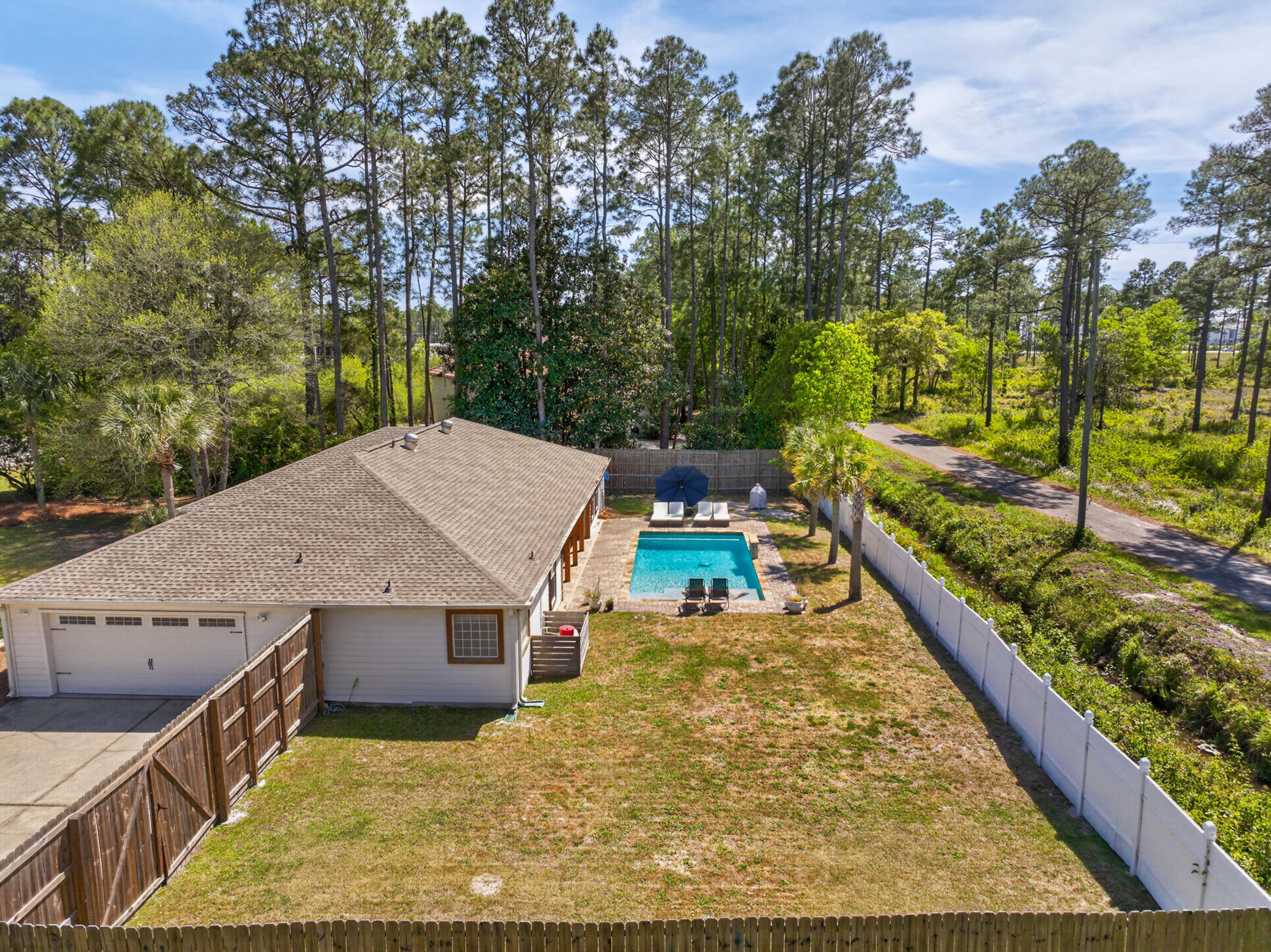 CANO ESTATES - Residential