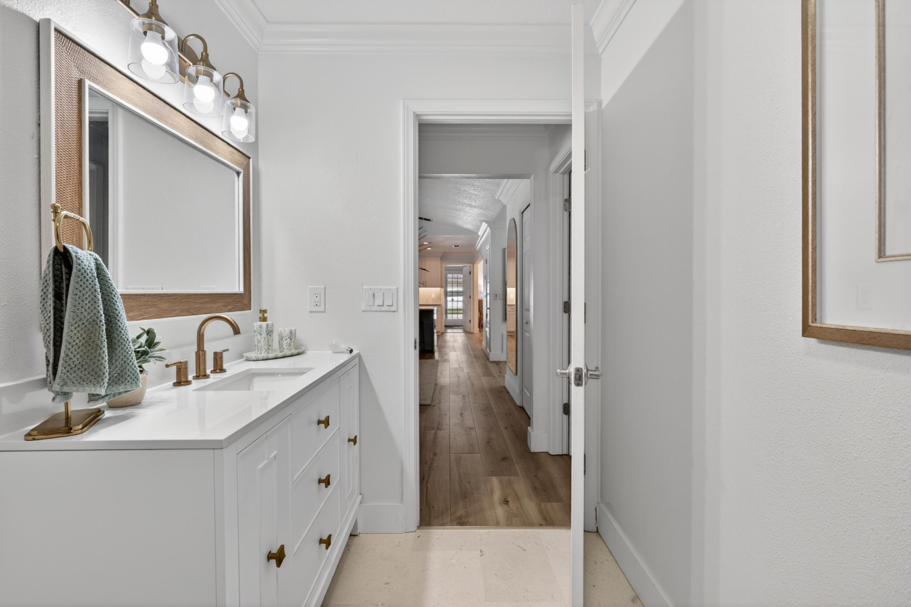 CANO ESTATES - Residential